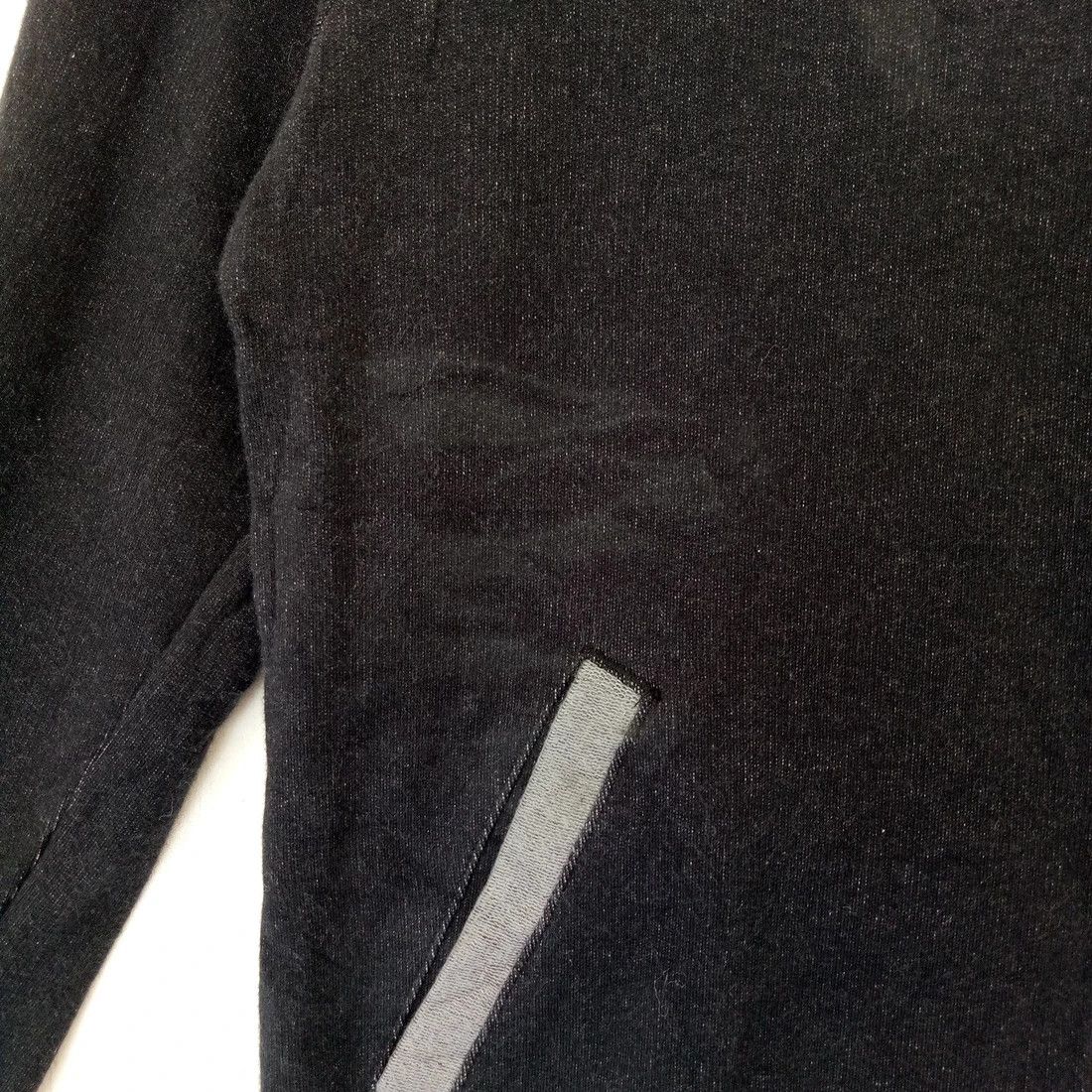 Nike × Vintage NIKE sweater sports streetwear zipper jacket Size US M / EU 48-50 / 2 - 4 Thumbnail