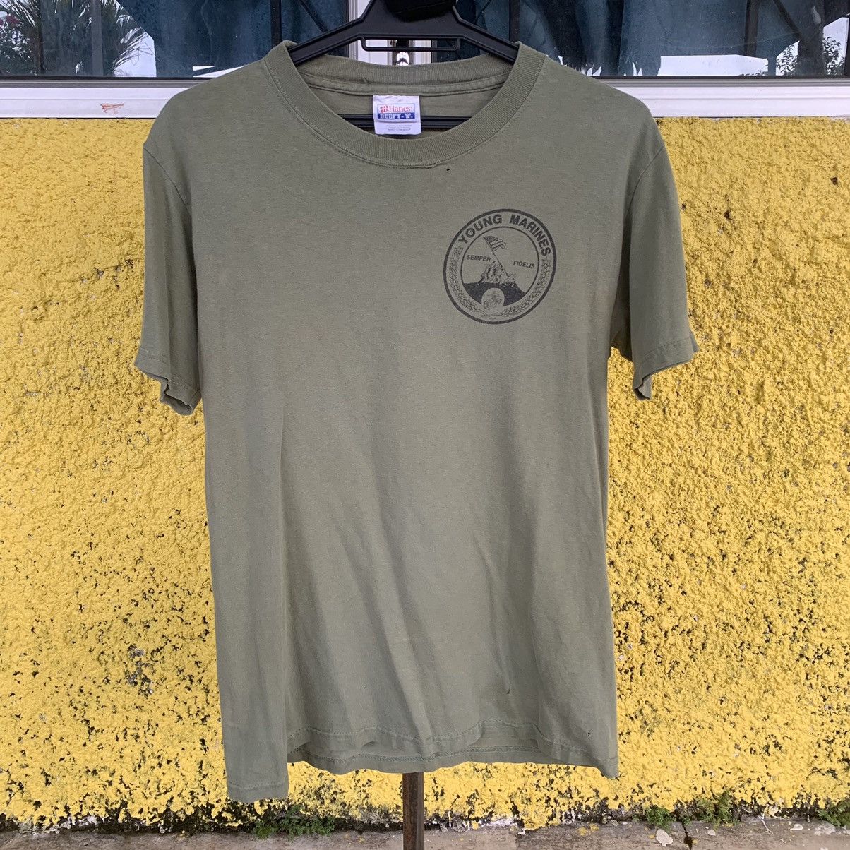 Hanes × Vintage United States Marine Corps vintage green tshirt tee Size US S / EU 44-46 / 1 - 5 Thumbnail