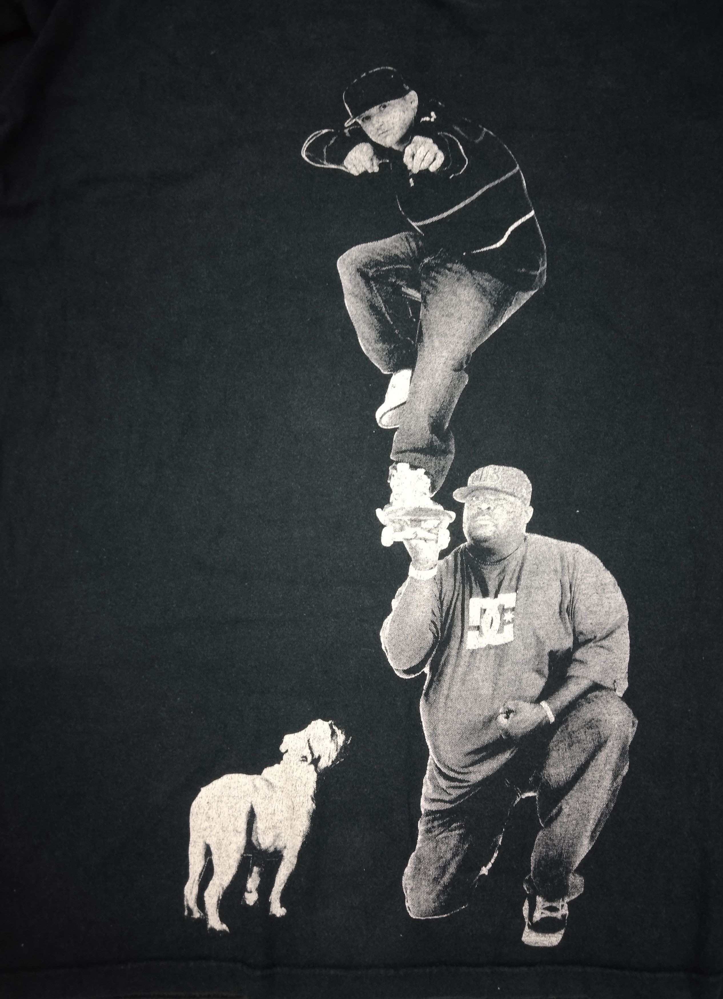 Vintage Vintage DC Shoes Rob Dyrdek & Big Black Faded T-Shirt Size US L / EU 52-54 / 3 - 3 Thumbnail