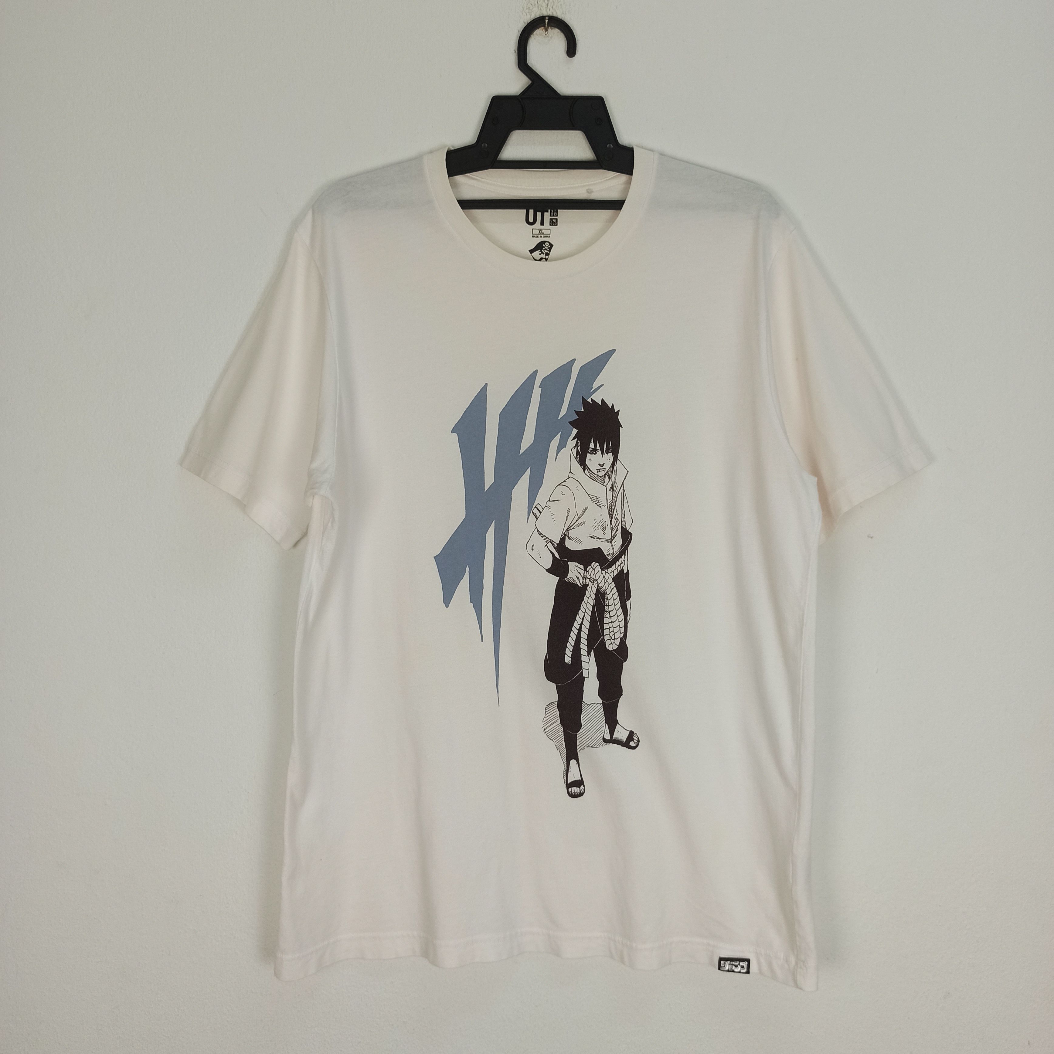 Japanese Brand 🔥STEALS🔥 Anime Naruto Shippuden Character Sasuke X Uniqlo Size US XL / EU 56 / 4 - 1 Thumbnail