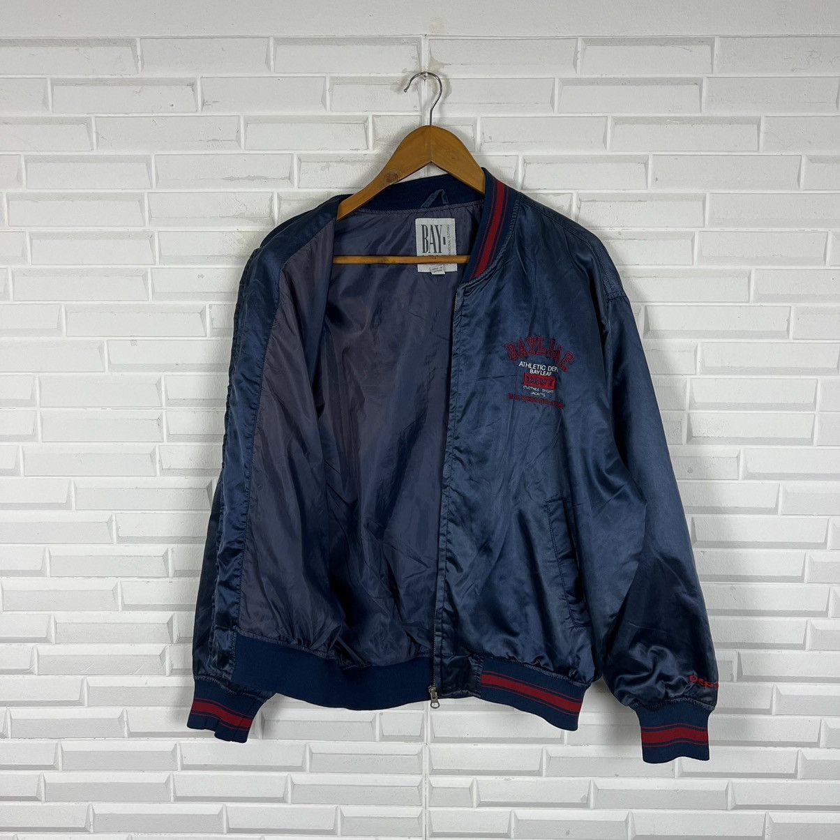 Japanese Brand BAYLEAF ATHLETIC DEPT BIG LOGO EMBROIDERED BOMBER JACKET Size US M / EU 48-50 / 2 - 11 Thumbnail