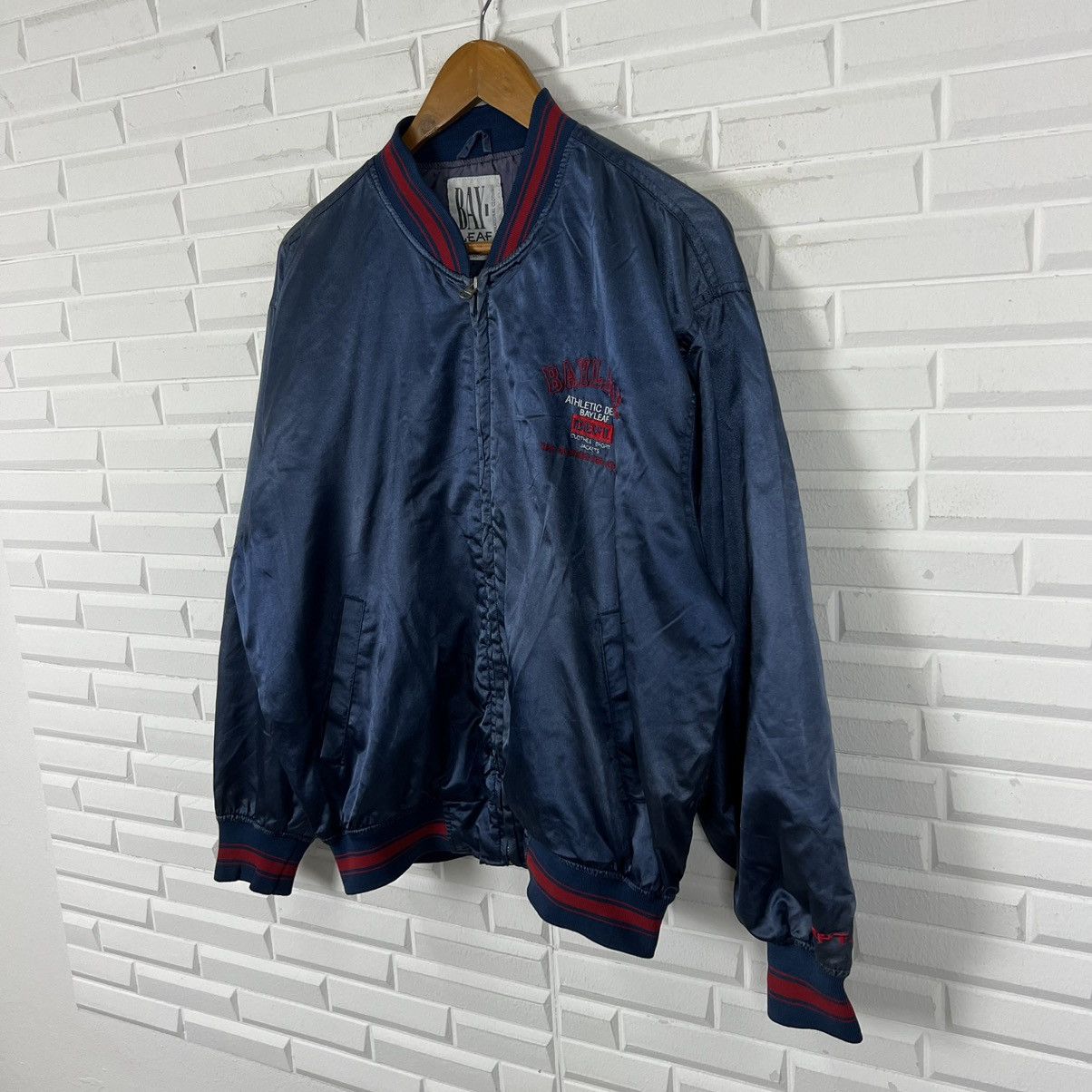 Japanese Brand BAYLEAF ATHLETIC DEPT BIG LOGO EMBROIDERED BOMBER JACKET Size US M / EU 48-50 / 2 - 3 Thumbnail