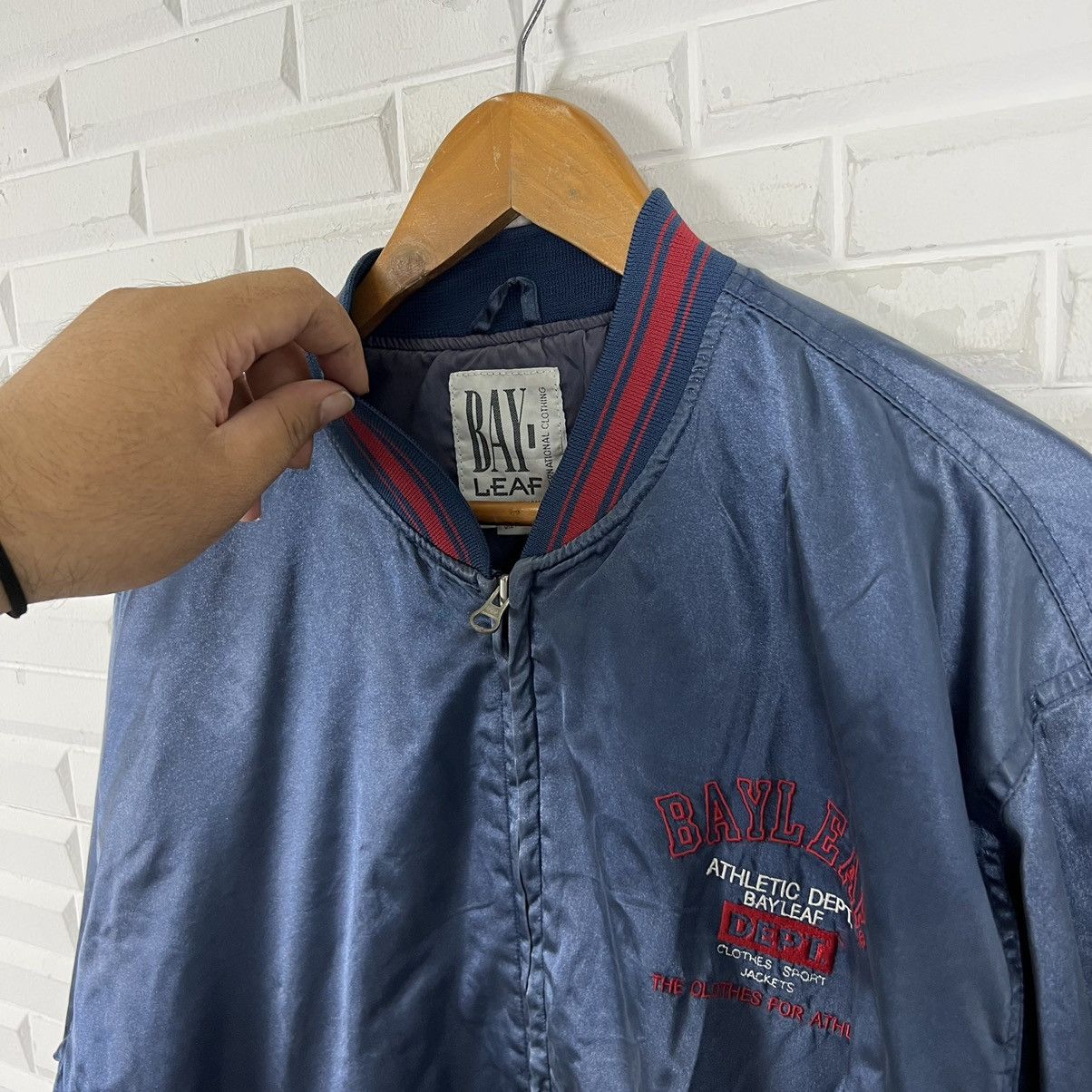 Japanese Brand BAYLEAF ATHLETIC DEPT BIG LOGO EMBROIDERED BOMBER JACKET Size US M / EU 48-50 / 2 - 8 Thumbnail