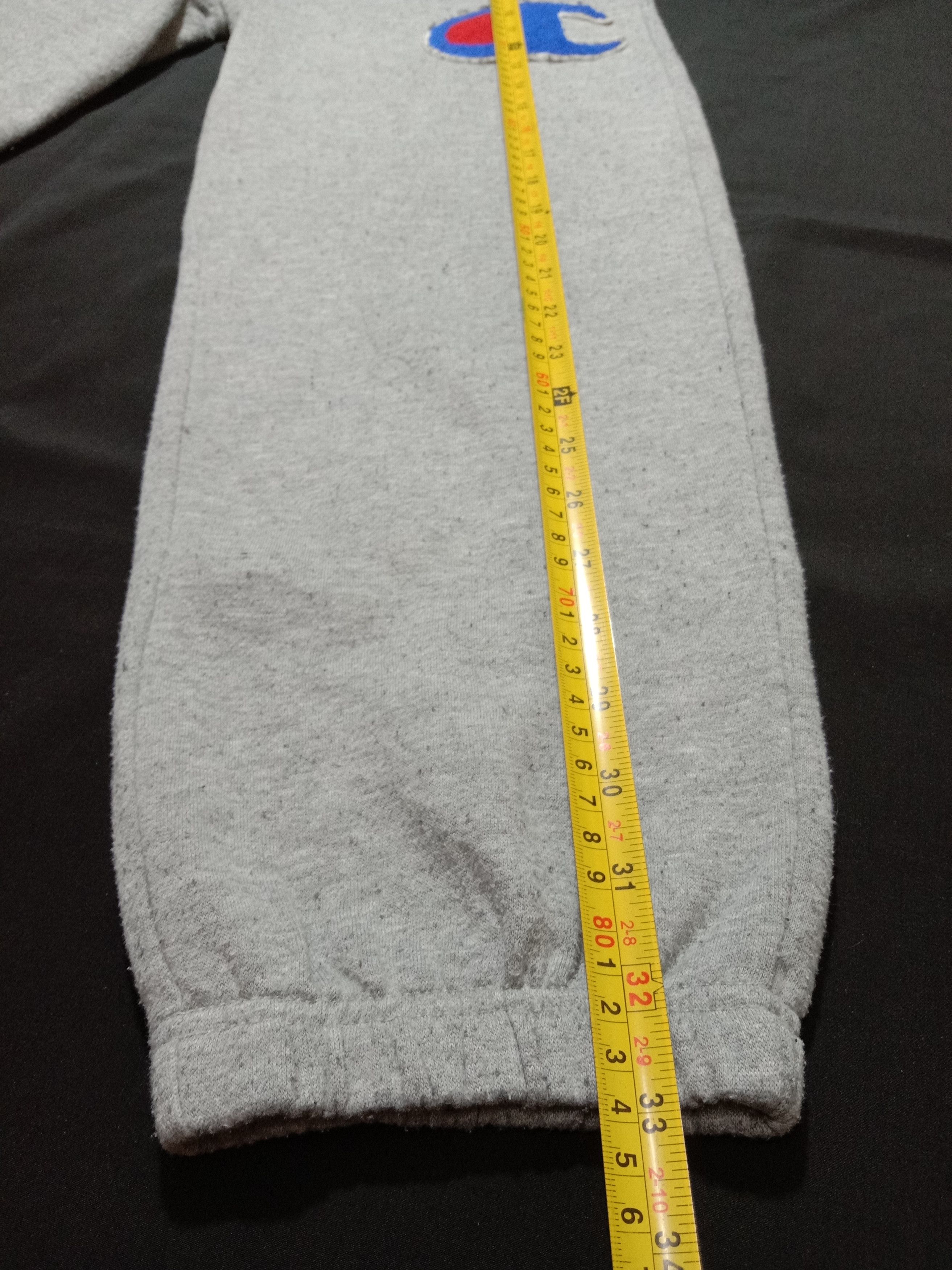 Champion Vintage Champion Jog Pants Gray Embroidery Champion Logo Size US 32 / EU 48 - 5 Thumbnail