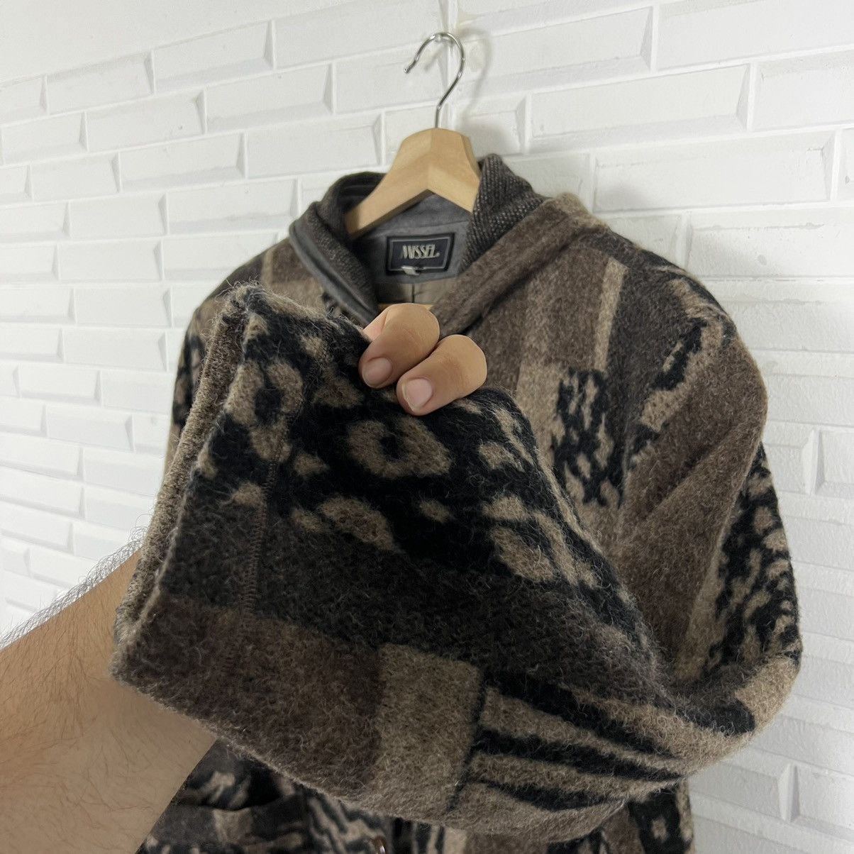 Japanese Brand RARE LONG JACKET HOODIE TIGER STRIPE DESIGN MISSEL Size US L / EU 52-54 / 3 - 7 Thumbnail