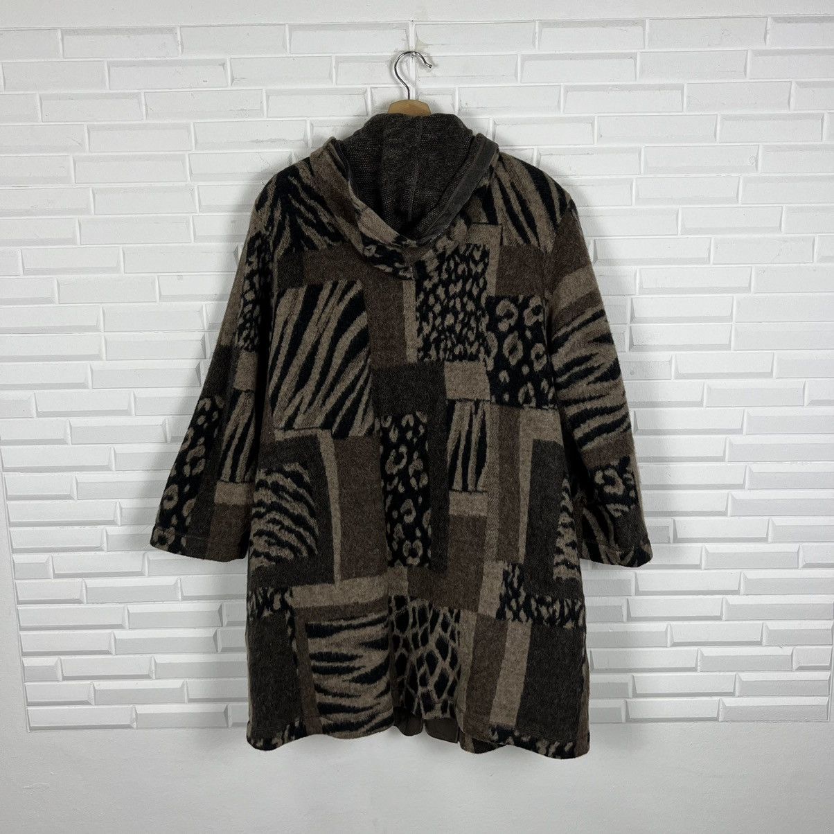 Japanese Brand RARE LONG JACKET HOODIE TIGER STRIPE DESIGN MISSEL Size US L / EU 52-54 / 3 - 9 Thumbnail