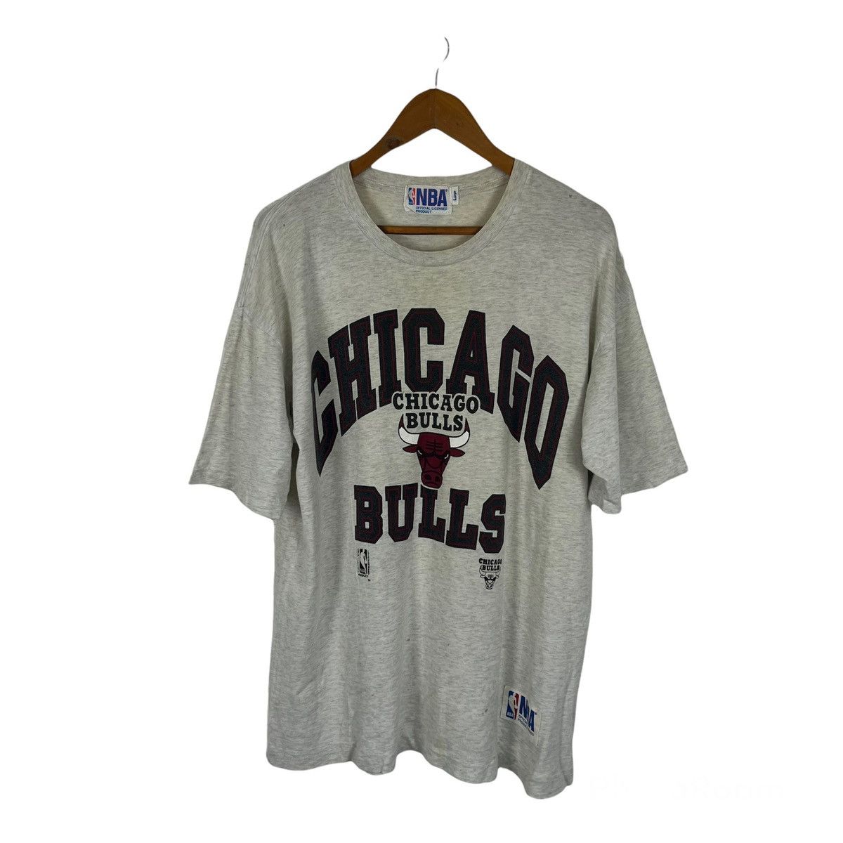 NBA × Vintage VINTAGE Y2K CHICAGO BULLS NBA BIG LOGO TEE Size US L / EU 52-54 / 3 - 1 Thumbnail