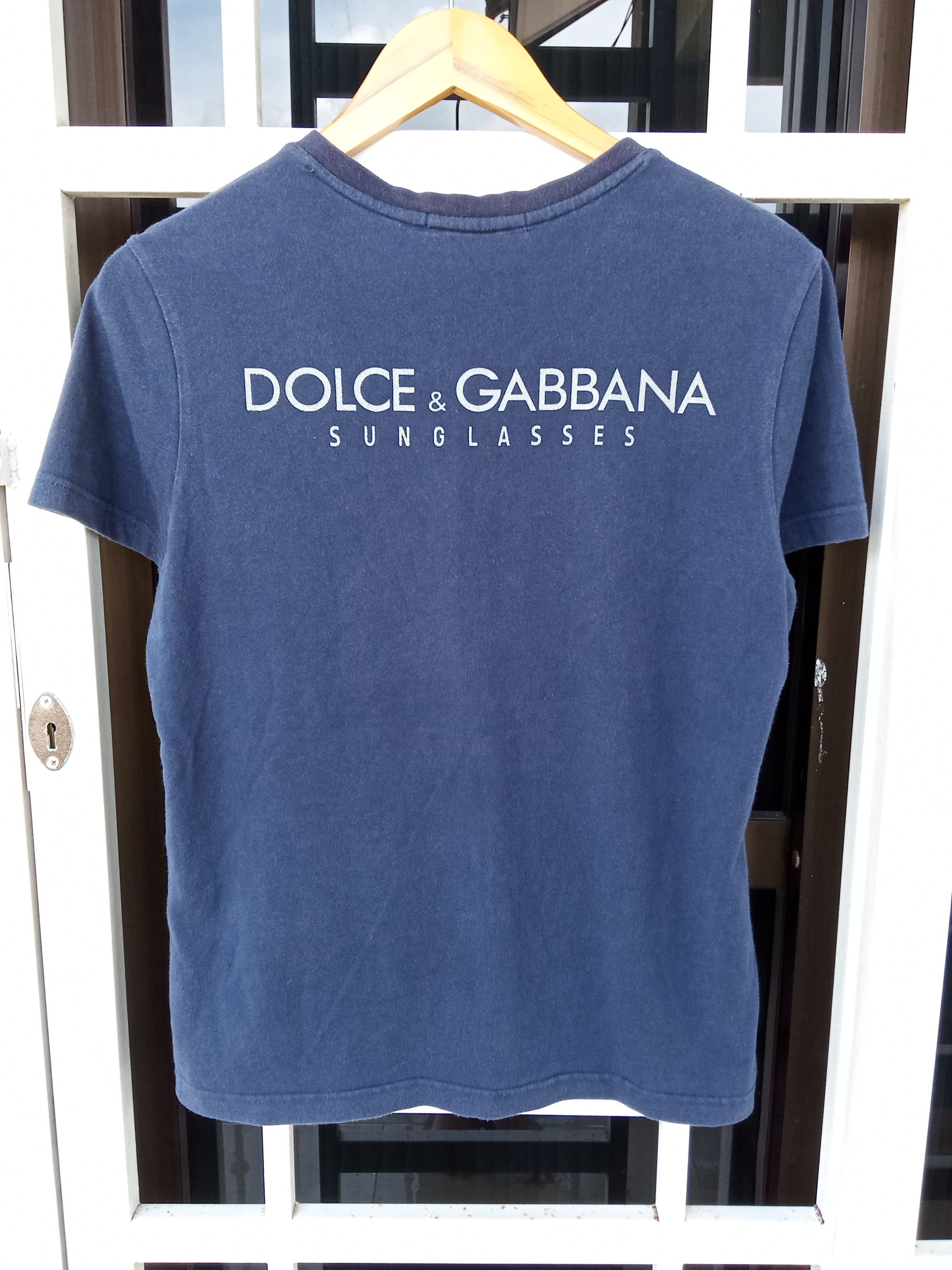 Designer × Dolce & Gabbana 🔥last drop B4 Deleted🔥Dolce & Gabbana spell out shirt Size M / US 6-8 / IT 42-44 - 2 Thumbnail
