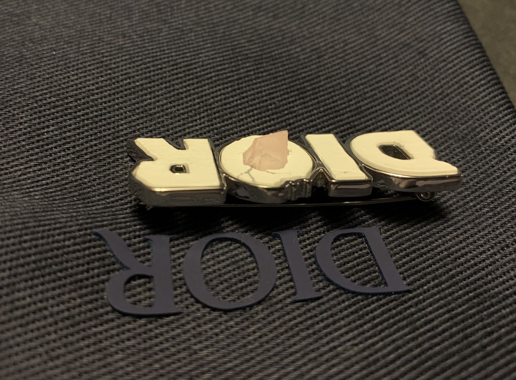 Dior SS'20 Logo Pin Brooch Size ONE SIZE - 4 Thumbnail