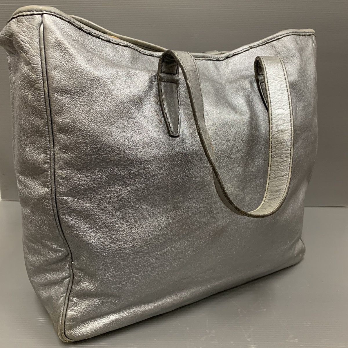 Saint Laurent Paris Yves Saint Laurent Leather Tote Bag Size ONE SIZE - 7 Thumbnail