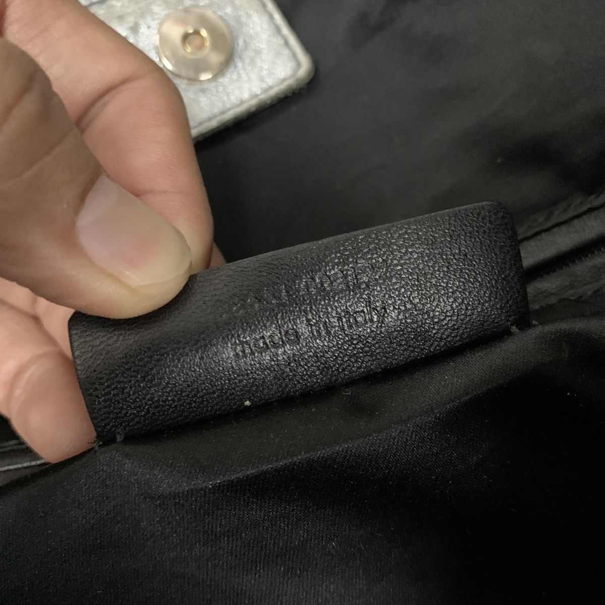 Saint Laurent Paris Yves Saint Laurent Leather Tote Bag Size ONE SIZE - 13 Thumbnail