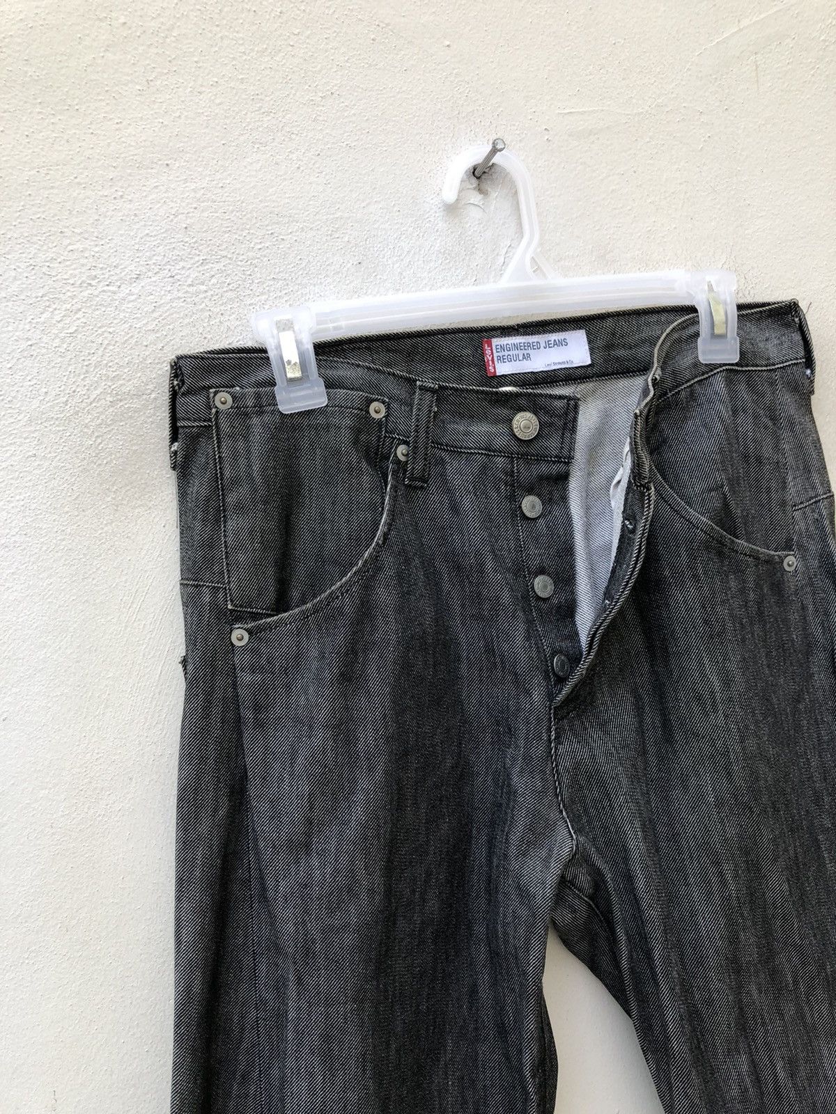 Levi's Vintage 2000 Levi’s Engineered Jeans Regular Denim Size US 31 - 8 Thumbnail