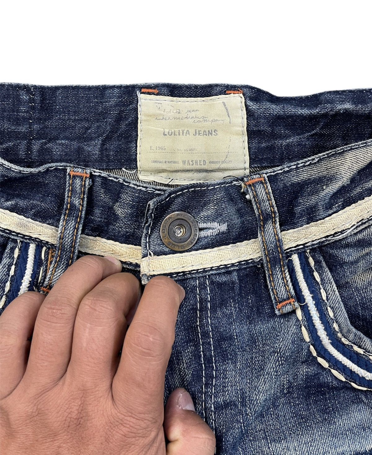 Japanese Brand VINTAGE DESIGNER RARE LOLITA JEANS SIZE 32X32.5 Size US 32 / EU 48 - 9 Thumbnail