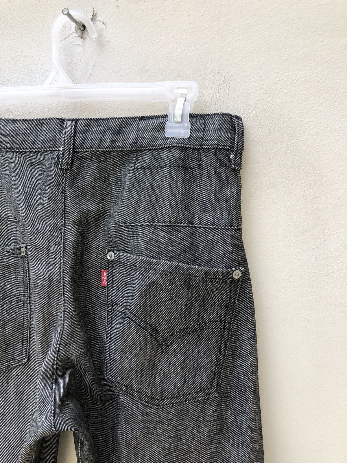 Levi's Vintage 2000 Levi’s Engineered Jeans Grey Regular Denim Size US 30 / EU 46 - 15 Thumbnail