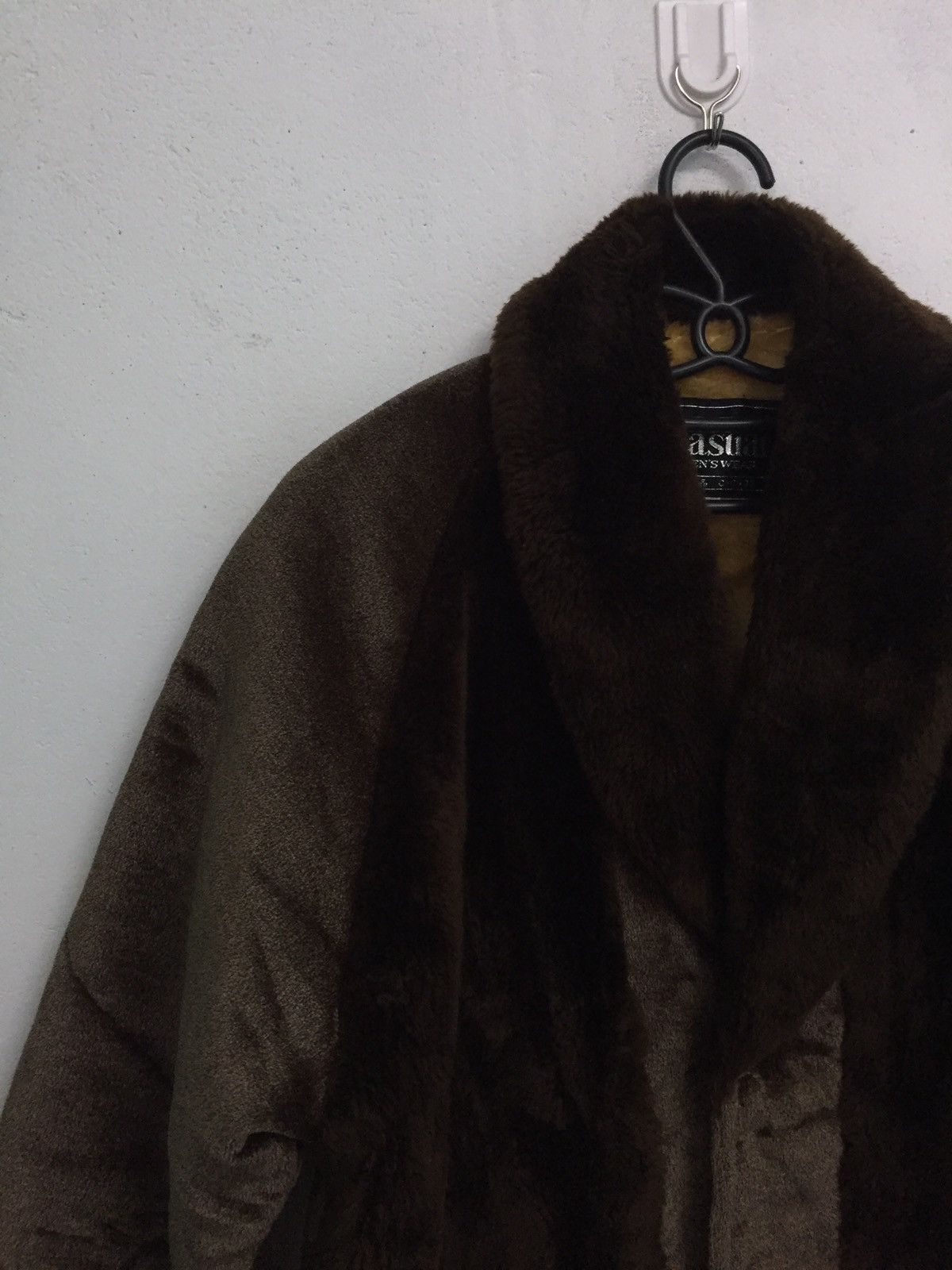 Japanese Brand Original Casual Men’s Wear Hairy Jacket Made in Japan Size US M / EU 48-50 / 2 - 3 Thumbnail