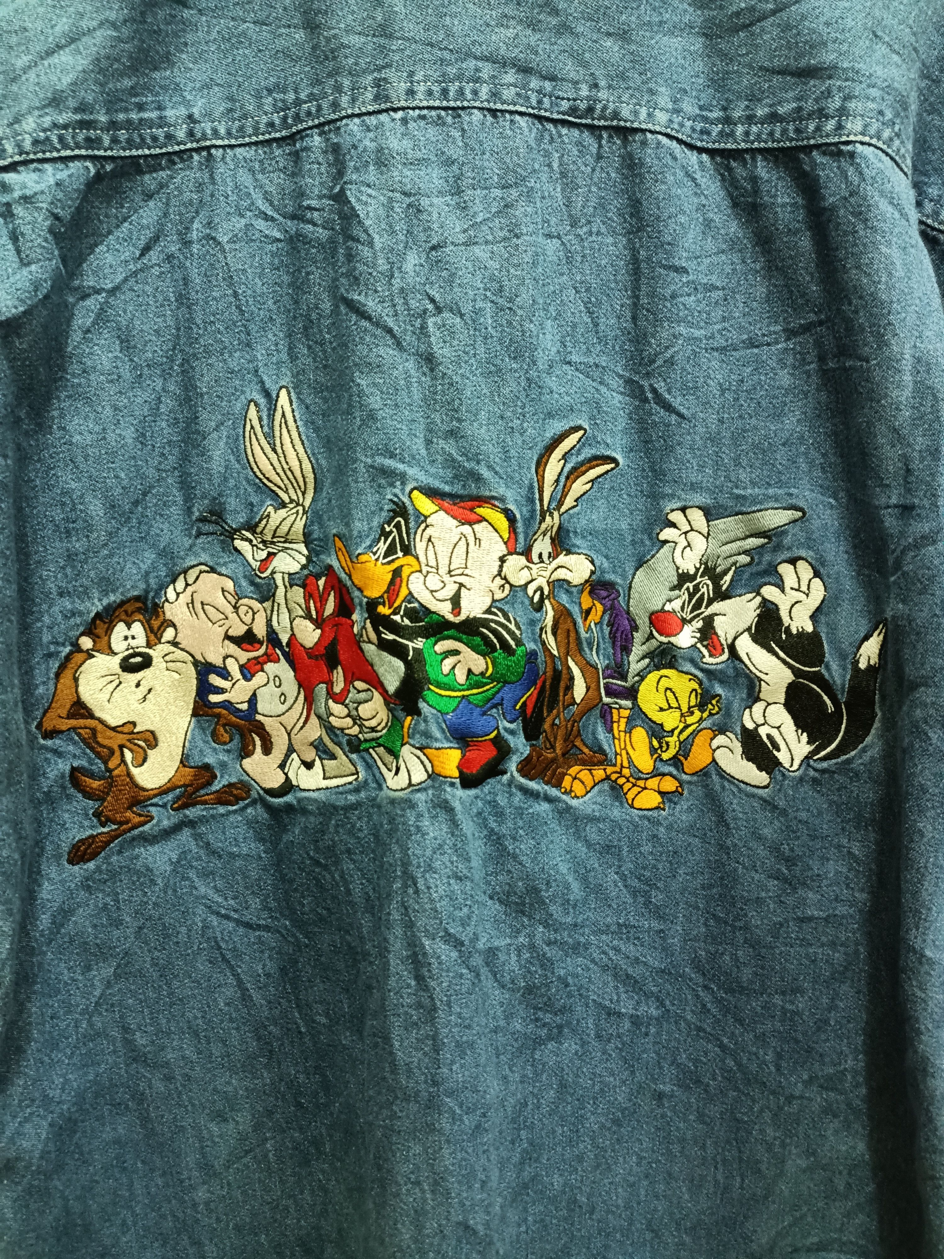 Vintage Vintage 1993 Looney Tunes denim shirt by Warner Bros Size US L / EU 52-54 / 3 - 2 Thumbnail