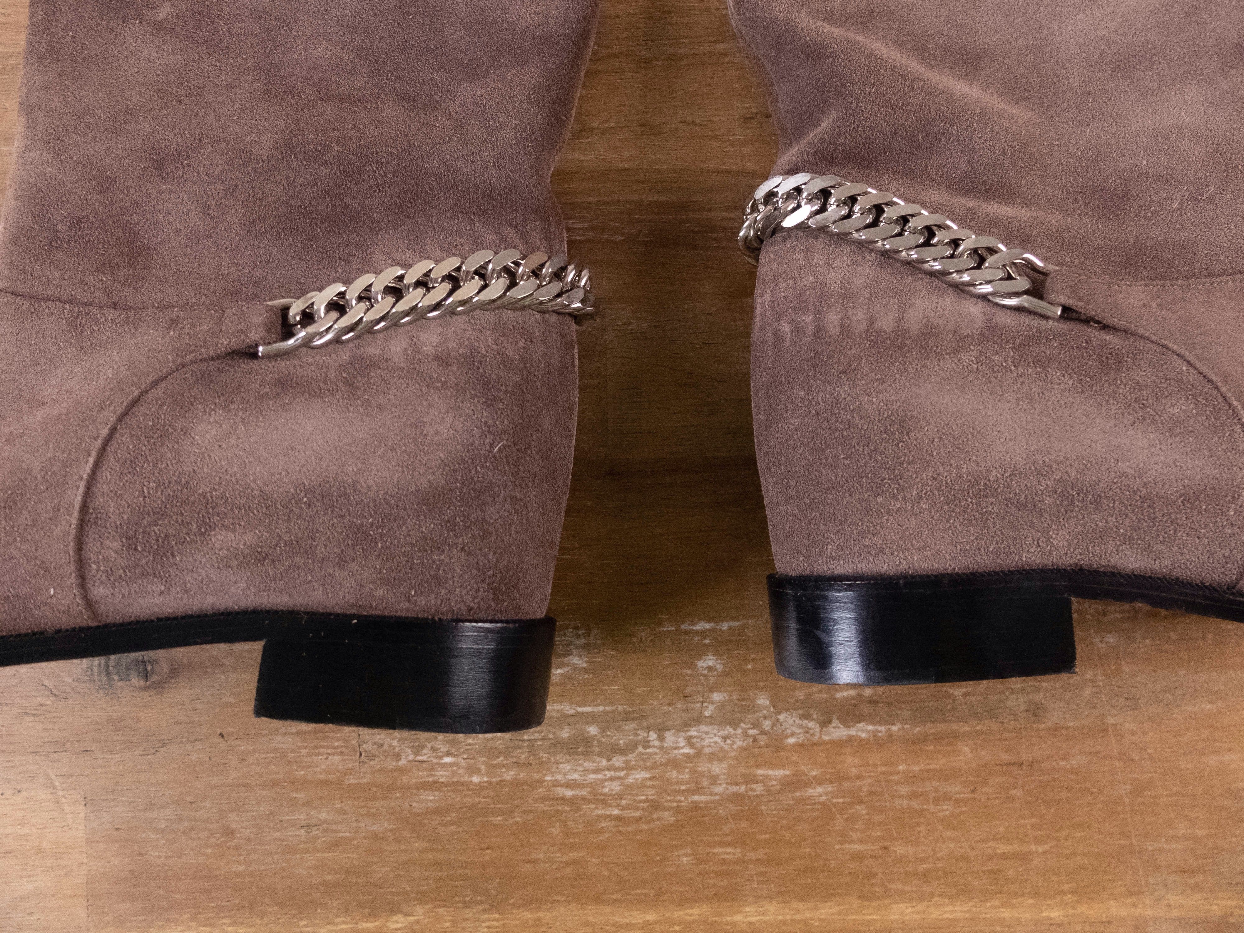 Christian Louboutin CHRISTIAN LOUBOUTIN Cate Boot dark beige brown suede boots Size US 5.5 / IT 35.5 - 3 Thumbnail