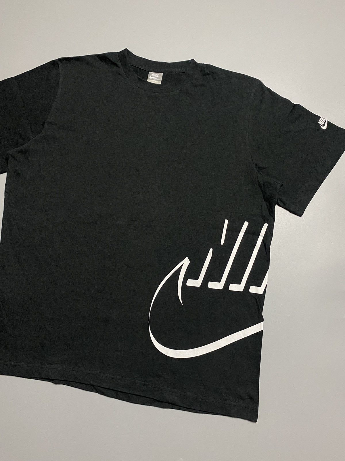 Nike Nike Big logo swoosh vintage t-shirt 2000 Size US XL / EU 56 / 4 - 4 Thumbnail