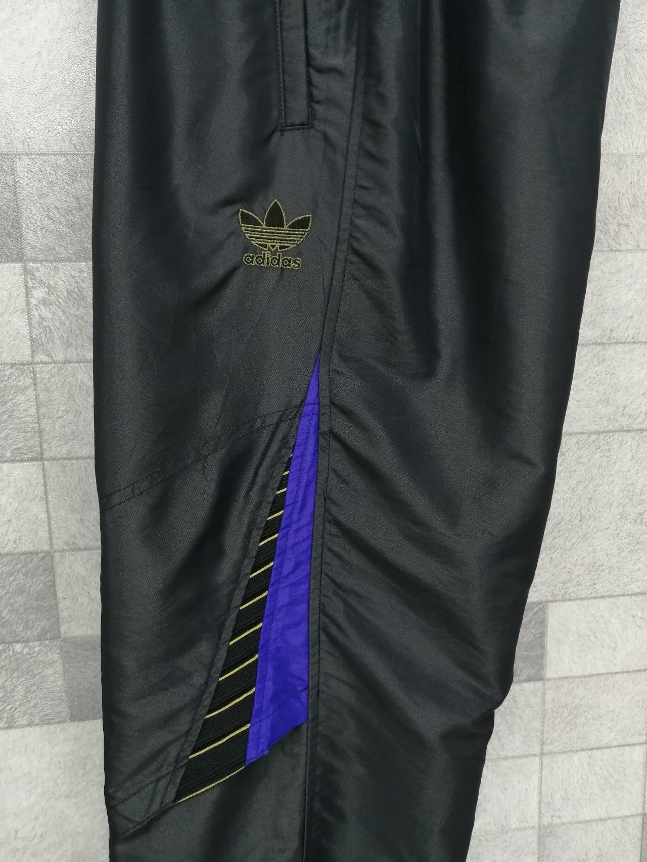 Adidas × Descente × Vintage 💥Vintage 90's💥ADIDAS x DESCENTE Japan Track Bottom Size US 30 / EU 46 - 3 Thumbnail