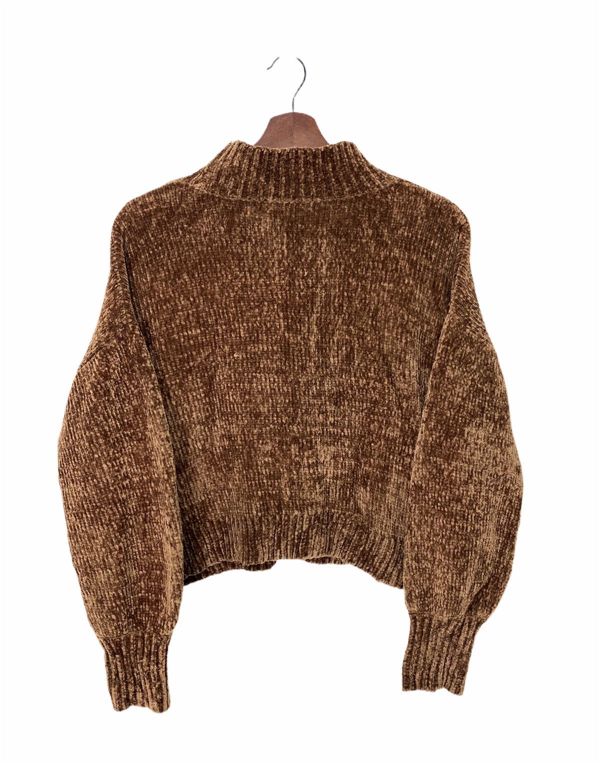 Aran Isles Knitwear × Velvet EARTHMUSIC ECOLOGY Crochet Velvet Aran Knit Croptop Sweater Size L / US 10 / IT 46 - 2 Thumbnail