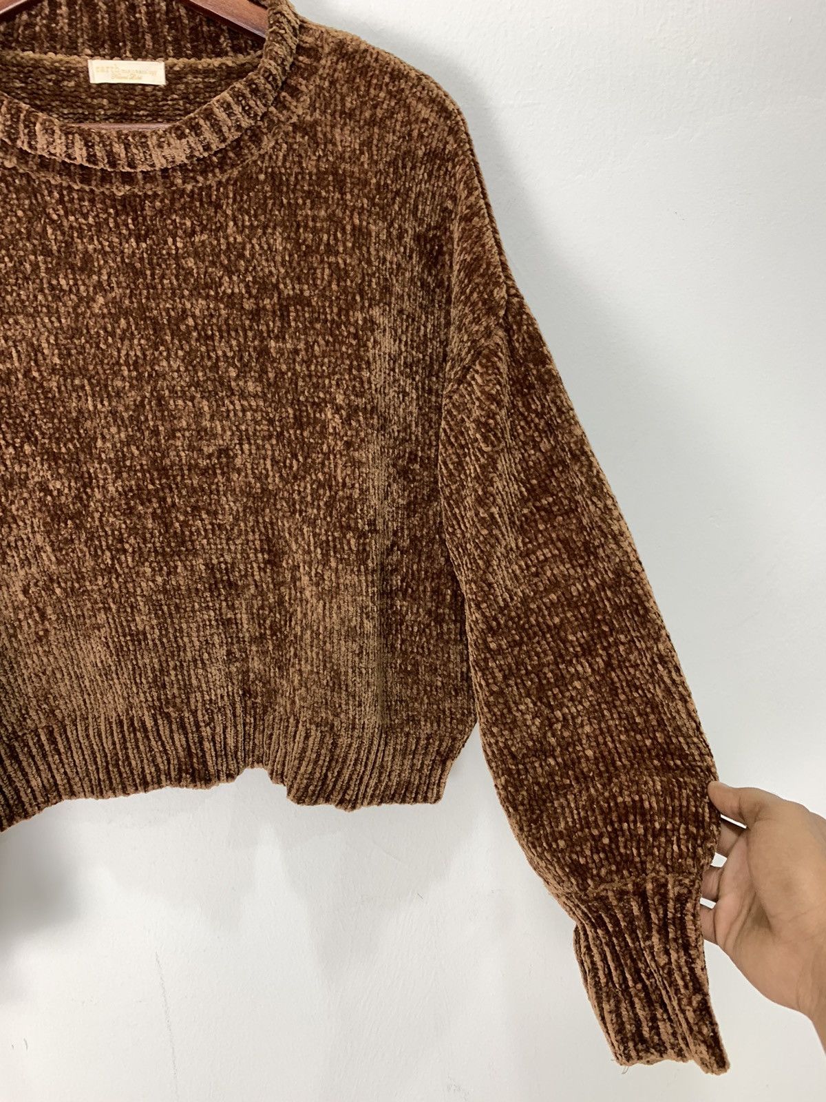 Aran Isles Knitwear × Velvet EARTHMUSIC ECOLOGY Crochet Velvet Aran Knit Croptop Sweater Size L / US 10 / IT 46 - 8 Thumbnail