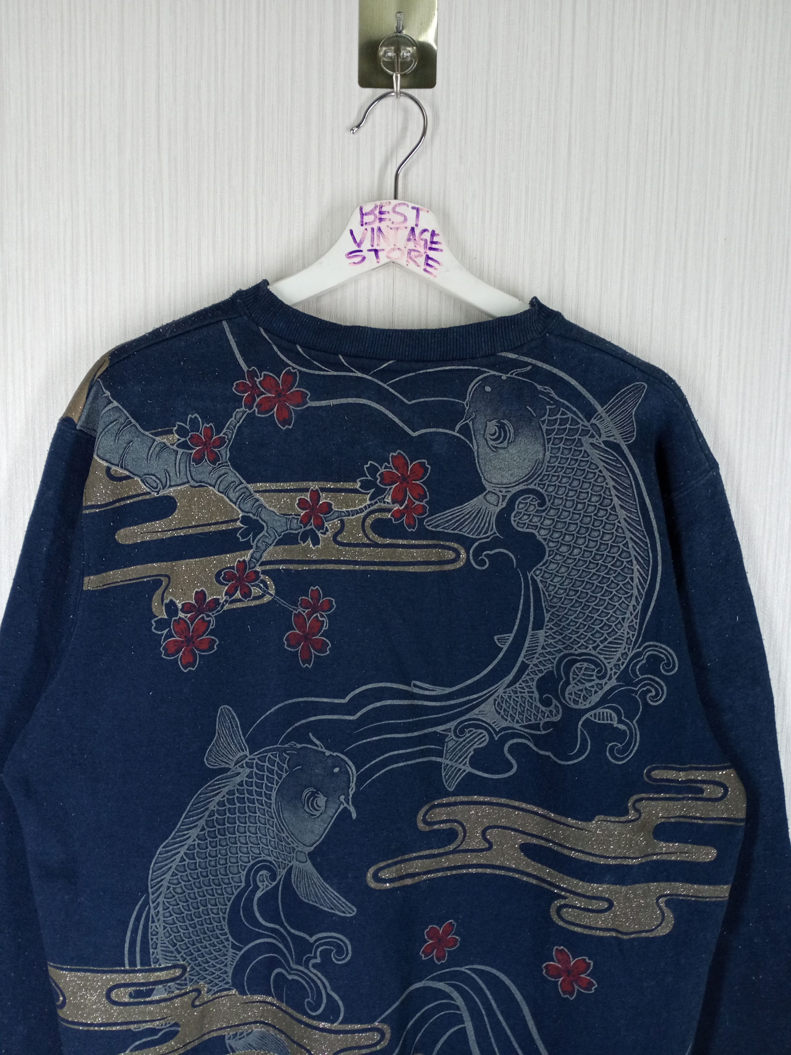 Japanese Brand Vintage Japanese Koi Fish Overprint Sweatshirt Size US L / EU 52-54 / 3 - 3 Thumbnail