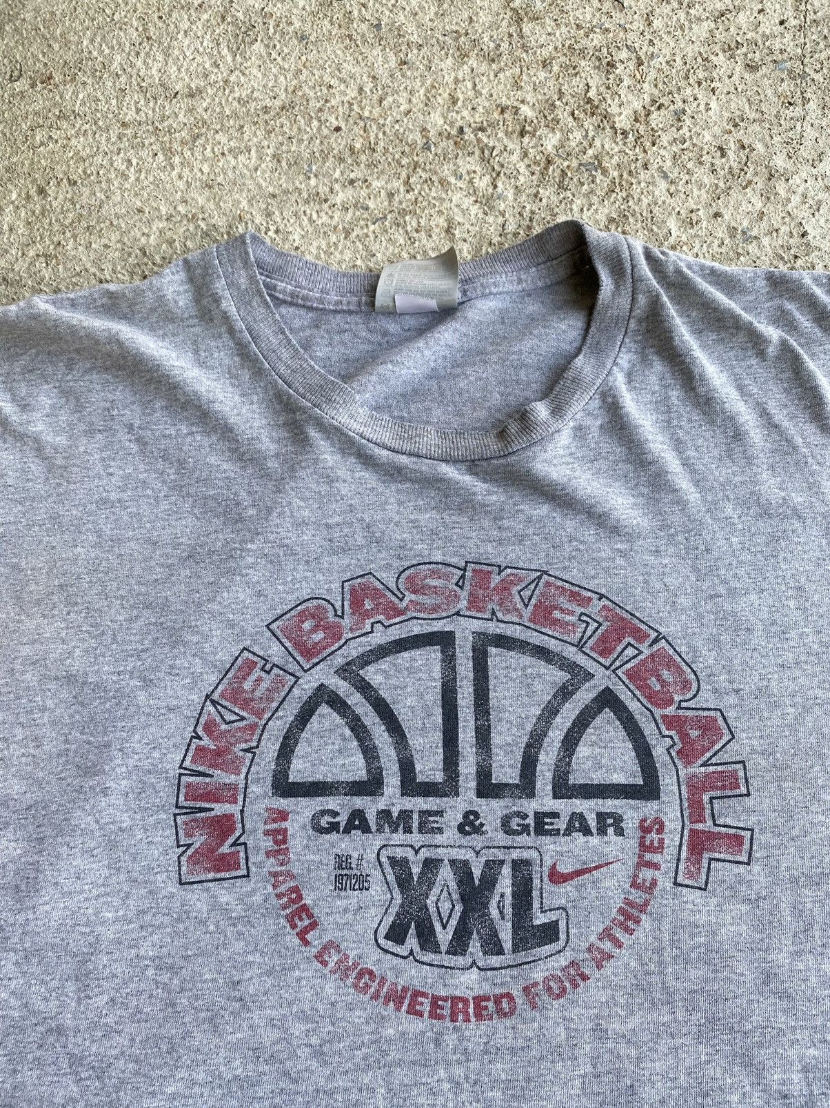 Nike × Vintage Vintage Y2K Nike Basketball Distressed Stain Shirt Size US XL / EU 56 / 4 - 2 Thumbnail