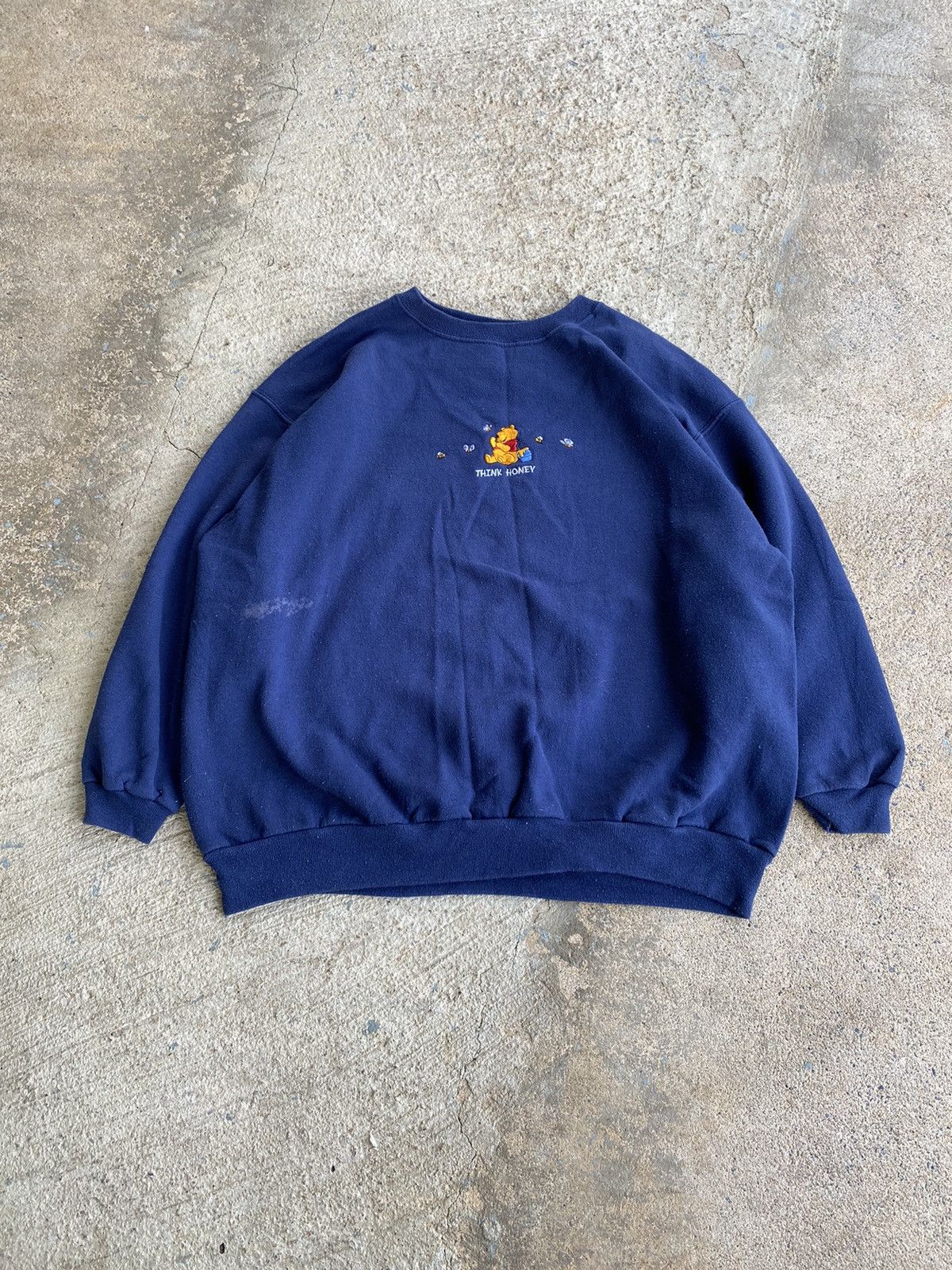 Disney × Vintage Vintage Y2K Winnie The Pooh Embroidered Sweatshirt Size US M / EU 48-50 / 2 - 1 Thumbnail