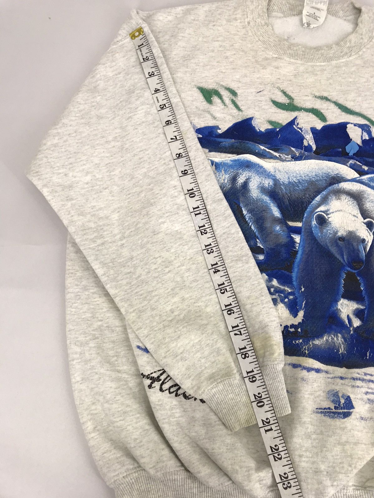 Vintage Vintage Alaska Sweatshirt Pull Over Style Inspired Designer Size US L / EU 52-54 / 3 - 7 Thumbnail