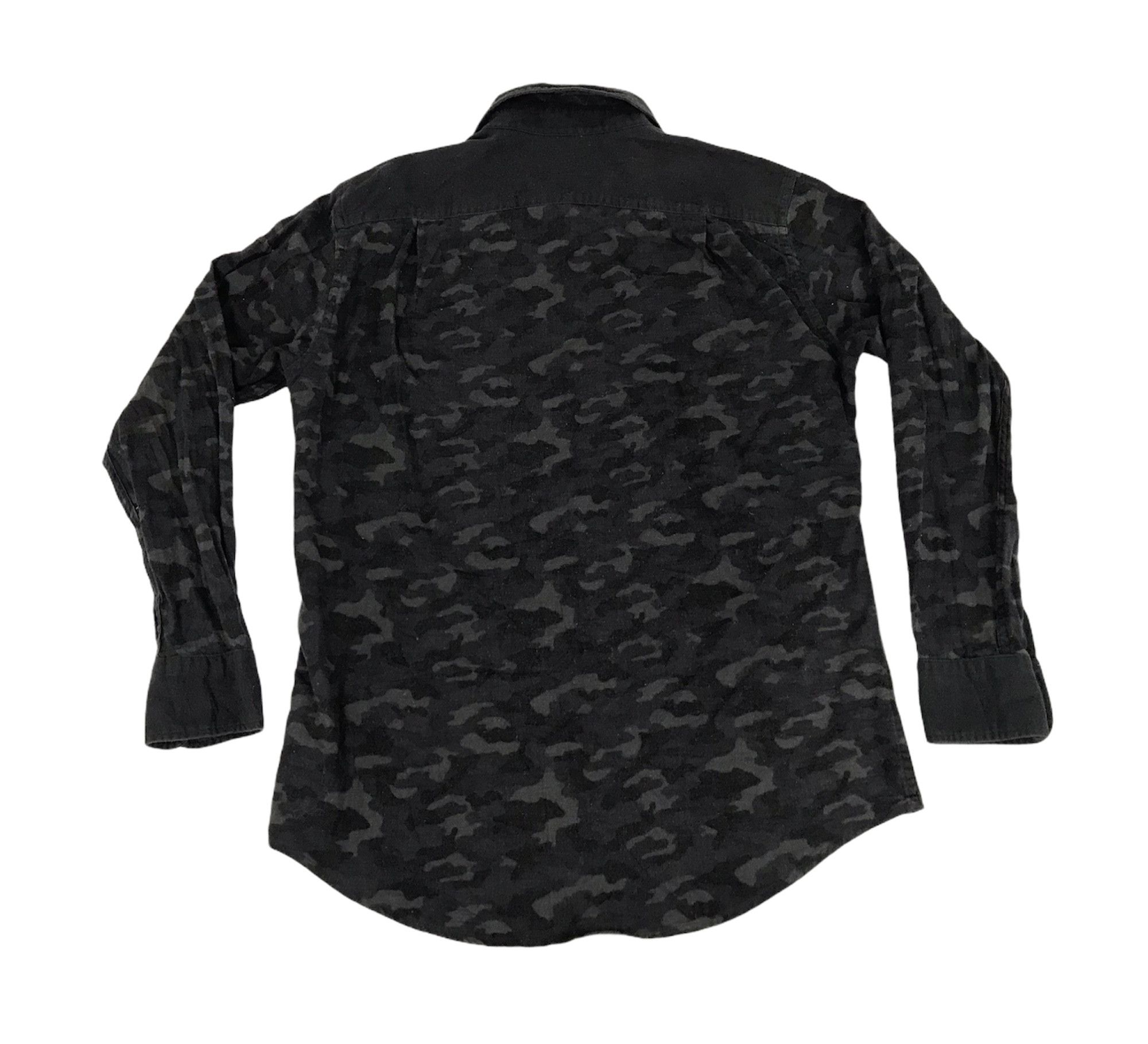 Japanese Brand Vintage Style Camouflage Uniqlo Japanese Brand Button Down Size US M / EU 48-50 / 2 - 2 Thumbnail