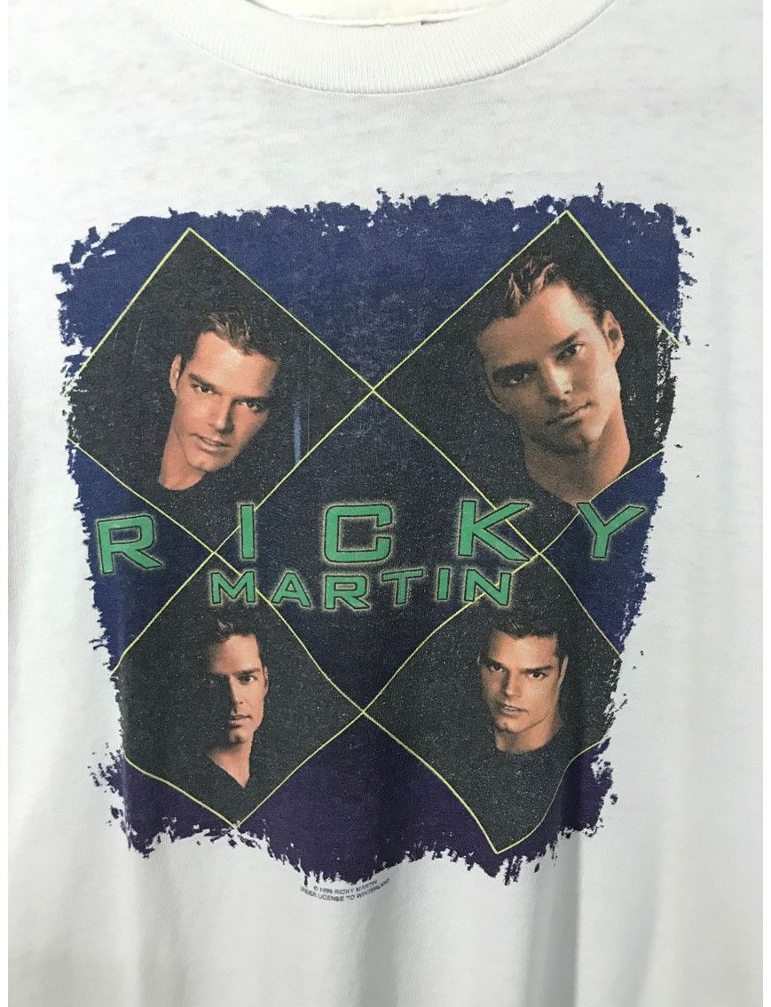 Band Tees Vintage 90’s Ricky Martin Tshirt Armpit 19''x23.5'' Size US L / EU 52-54 / 3 - 5 Thumbnail