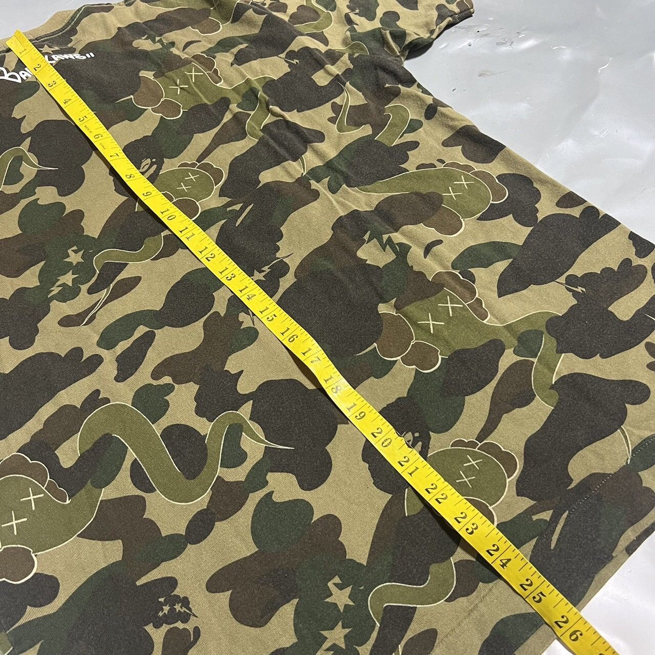 Bape BAPE KAWS T-shirt green camo Size US M / EU 48-50 / 2 - 8 Thumbnail