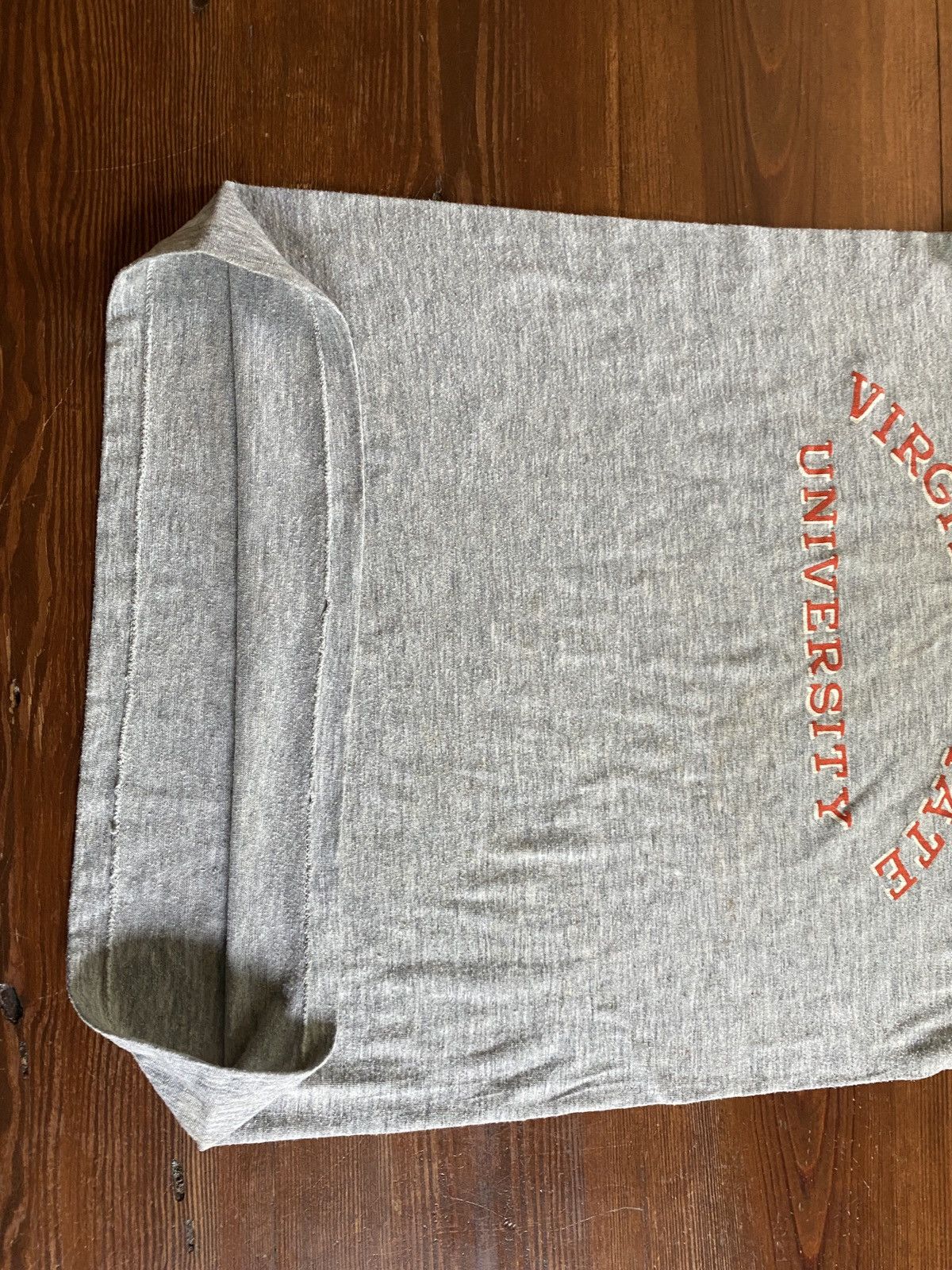 Vintage Vintage 80s VSU Virginia Distressed Single Stitch Ringer Tee Size US S / EU 44-46 / 1 - 16 Thumbnail