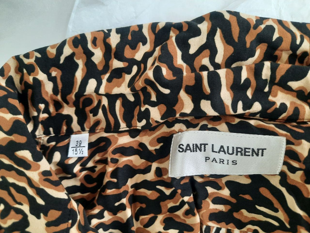 Saint Laurent Paris *New* FW20 AW20 Leopard Print Shark Collar Hawaiian Shirt Size US M / EU 48-50 / 2 - 4 Thumbnail
