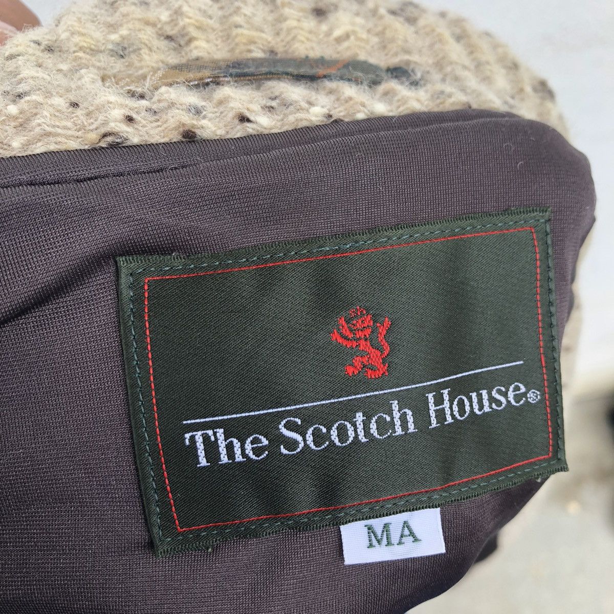 Japanese Brand ISSEY MIYAKE INSPIRED THE SCOTCH HOUSE WOOL BUTTON JACKET Size US M / EU 48-50 / 2 - 11 Thumbnail