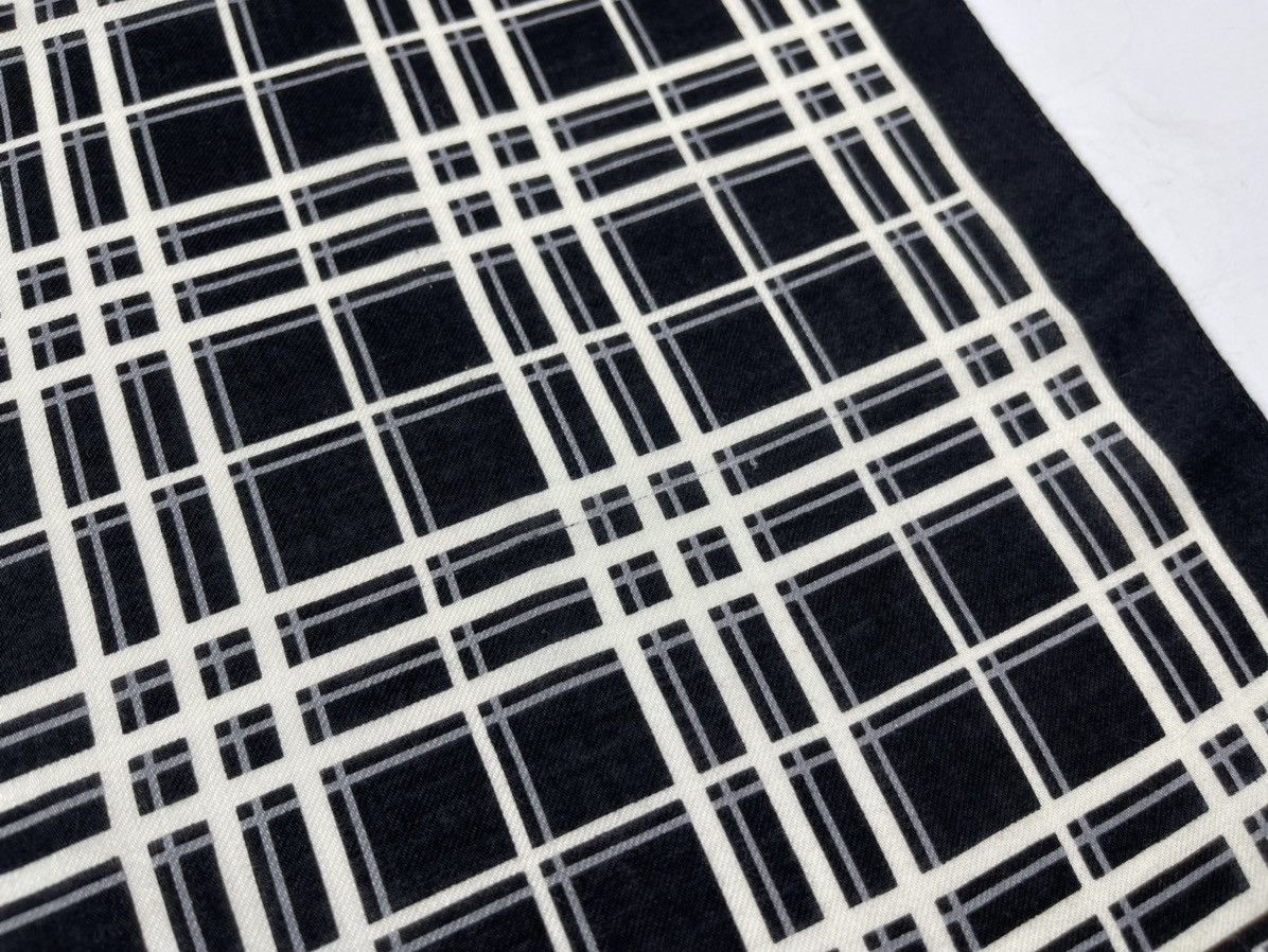 Burberry × Other burberry bandana handkerchief neckerchief scarf HC0410 Size ONE SIZE - 8 Thumbnail