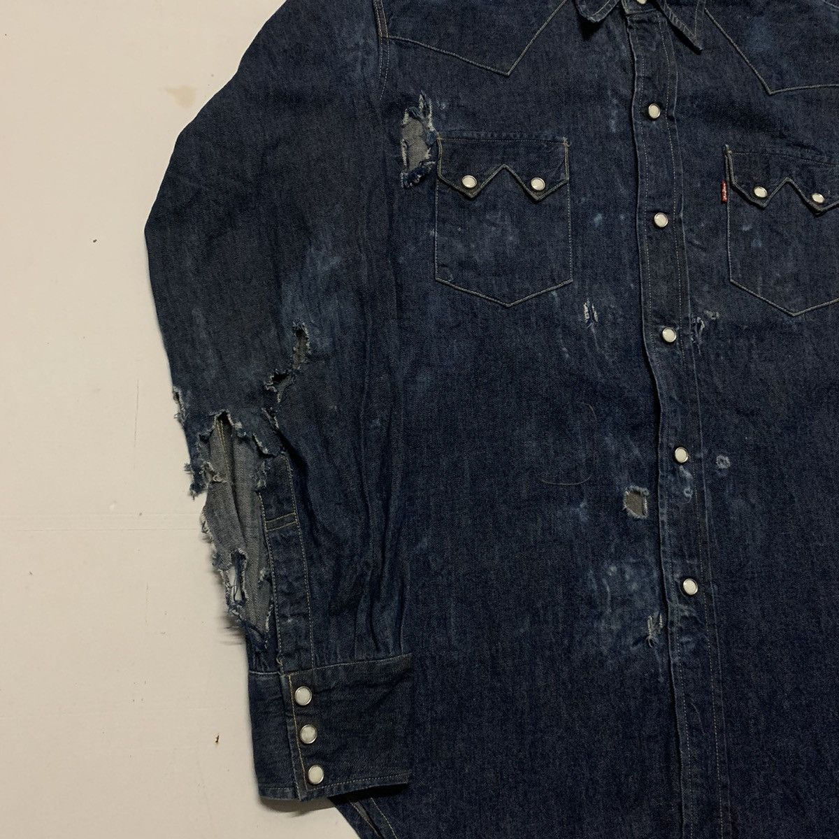 Levi's × Levi's Vintage Clothing Vintage LEVI’S Short Horn Pearl-Like Button Thrashed Tee Size US L / EU 52-54 / 3 - 3 Thumbnail