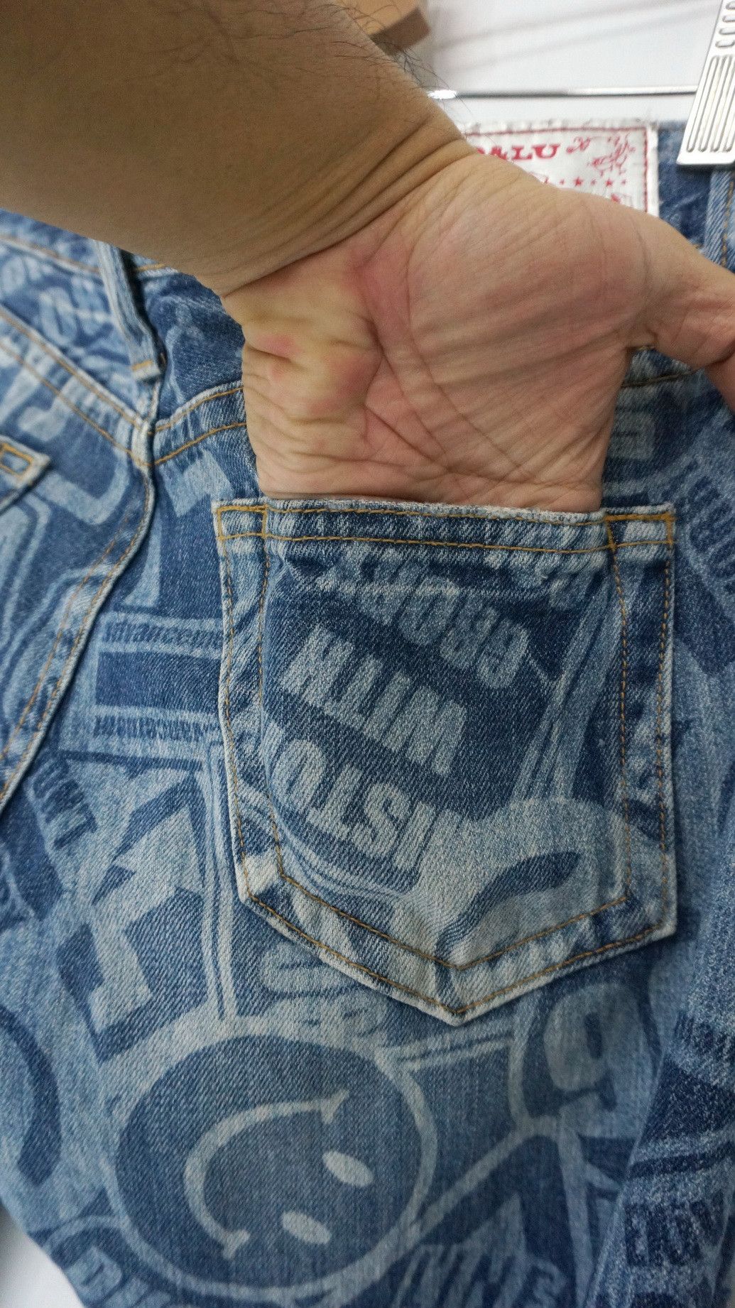 Japanese Brand CO & LU Japan All OverPrint Smiley Denim Japan Pop Art DHL Size US 33 - 8 Thumbnail
