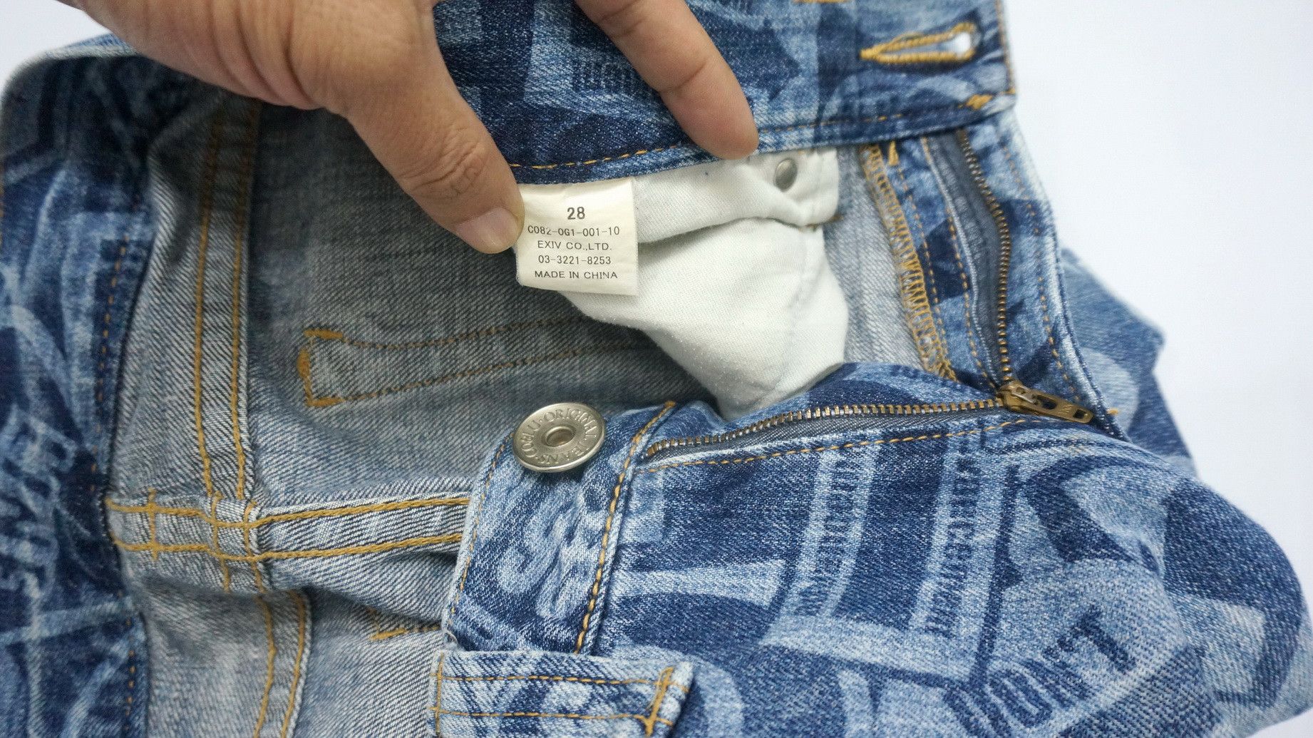 Japanese Brand CO & LU Japan All OverPrint Smiley Denim Japan Pop Art DHL Size US 33 - 9 Thumbnail