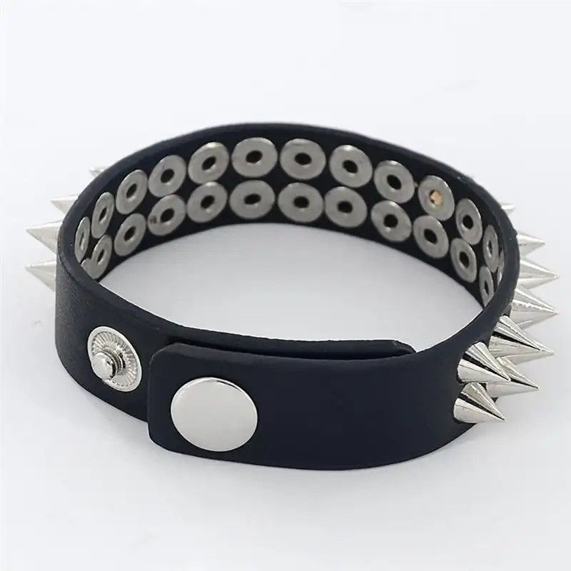 Other × Vintage Cuspidal Spikes Rivet Cone Stud Bracelets Size ONE SIZE - 3 Thumbnail