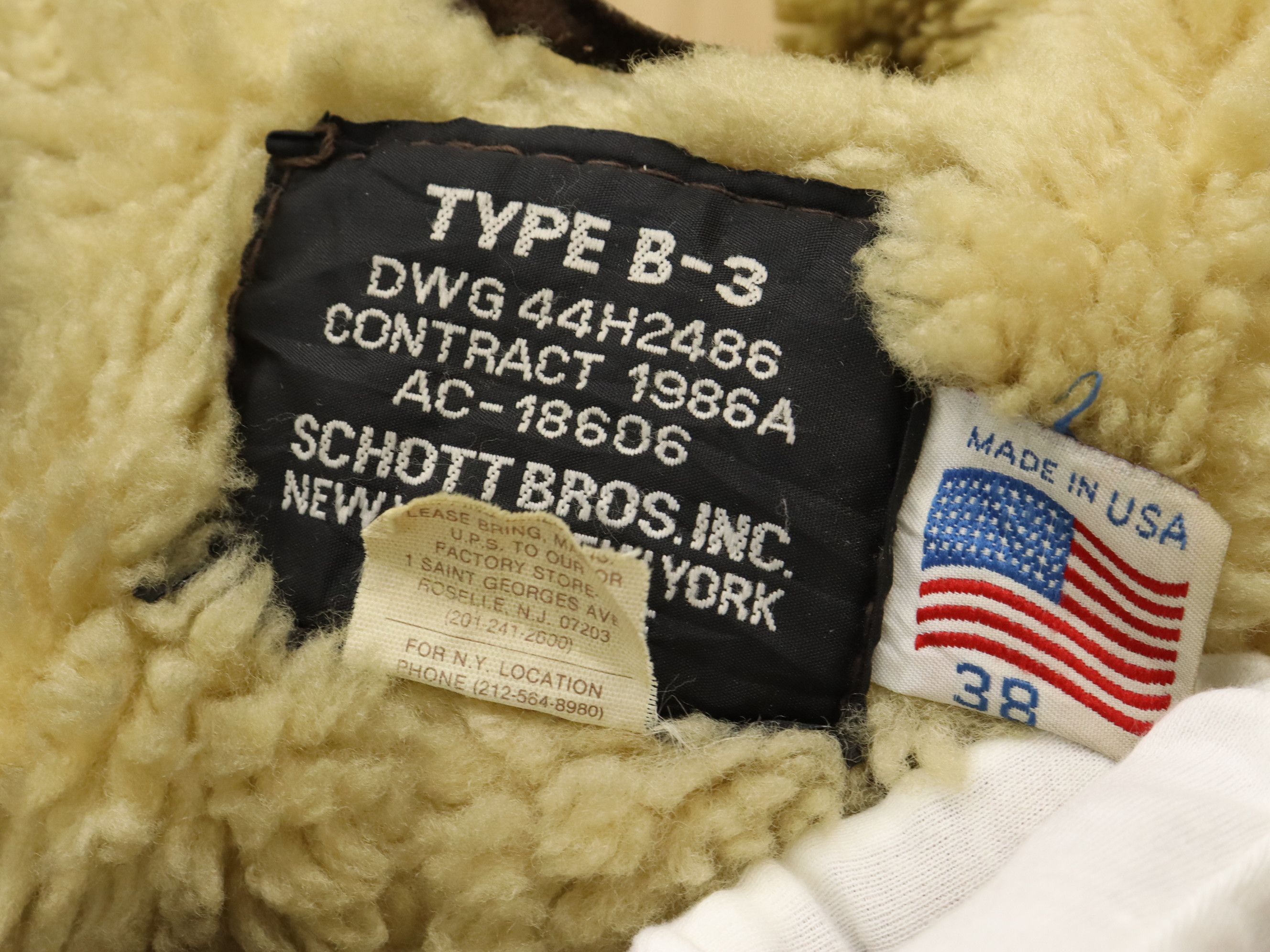 Schott Schott Type B-3 Bomber Flight Shearling Leather USAAF Jkt Size US M / EU 48-50 / 2 - 21 Thumbnail