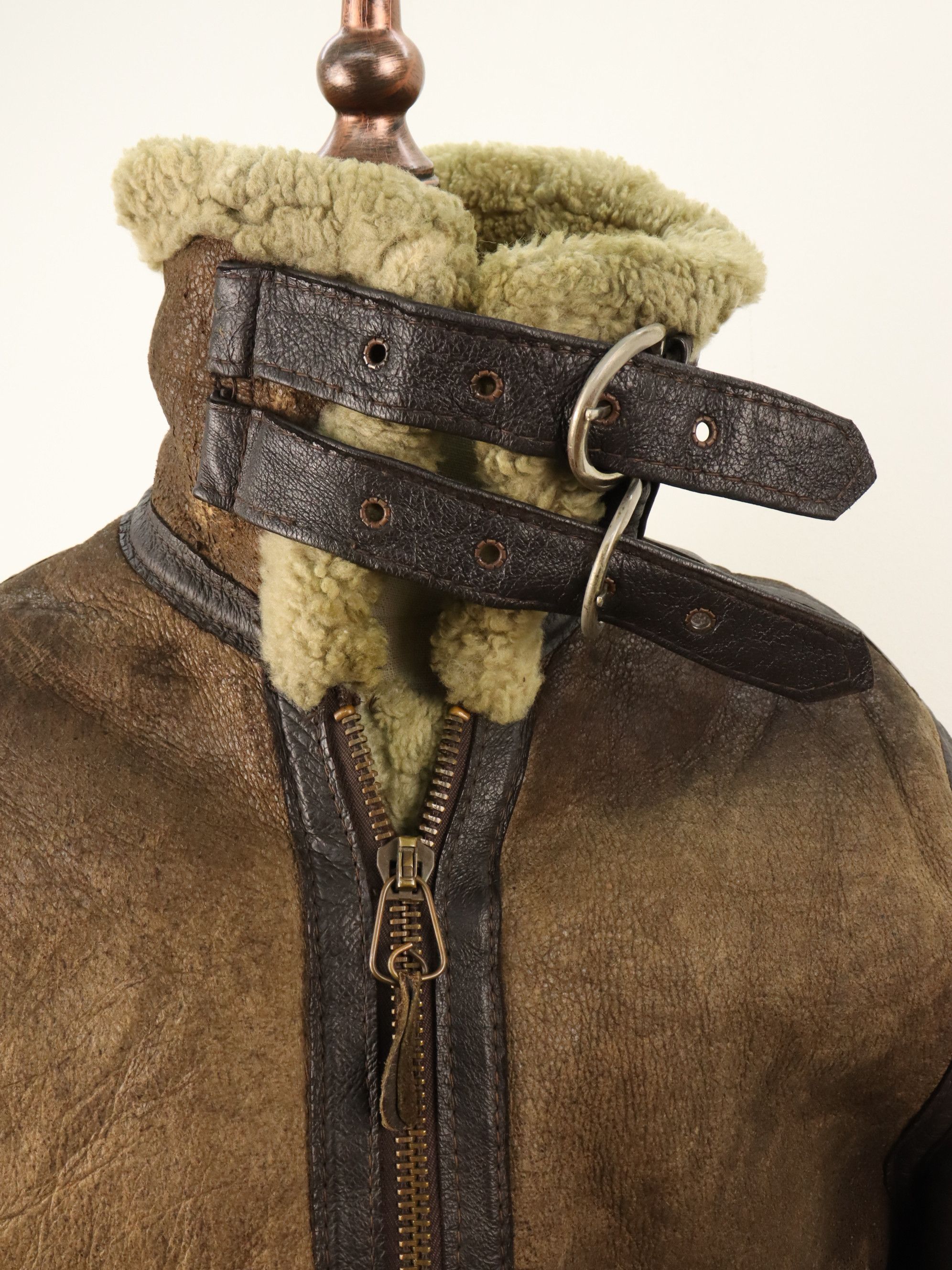 Schott Schott Type B-3 Bomber Flight Shearling Leather USAAF Jkt Size US M / EU 48-50 / 2 - 9 Thumbnail