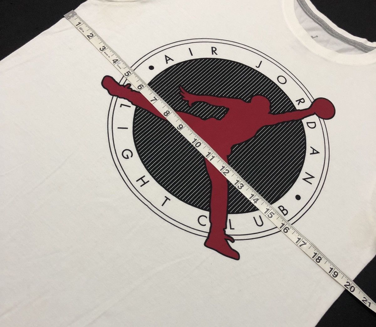 Jordan Brand Nike Air Jordan T Shirt Size US M / EU 48-50 / 2 - 4 Thumbnail