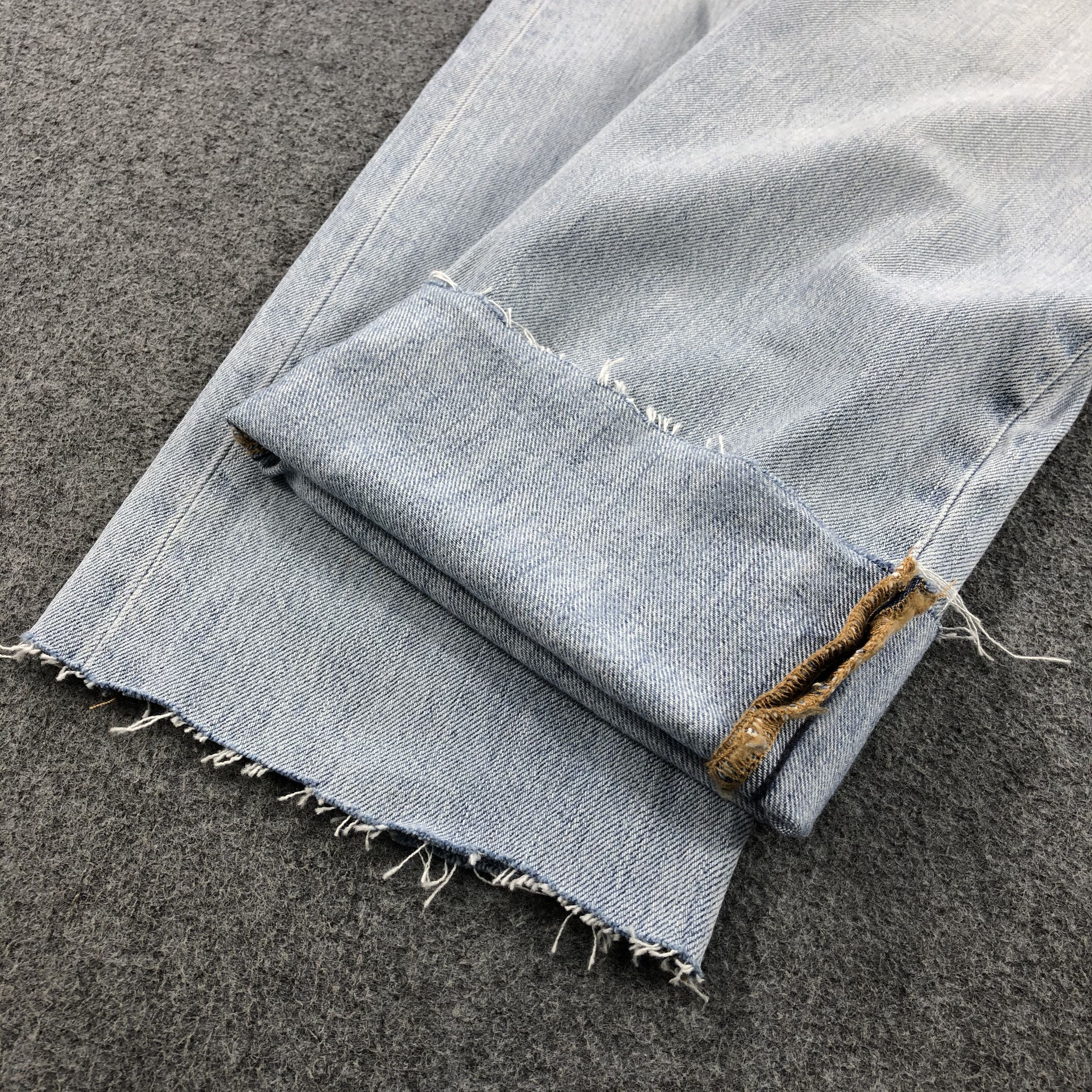 Levi's × Vintage Vintage Light Wash Levis 501 Jeans-JM1691 Size US 32 / EU 48 - 8 Thumbnail