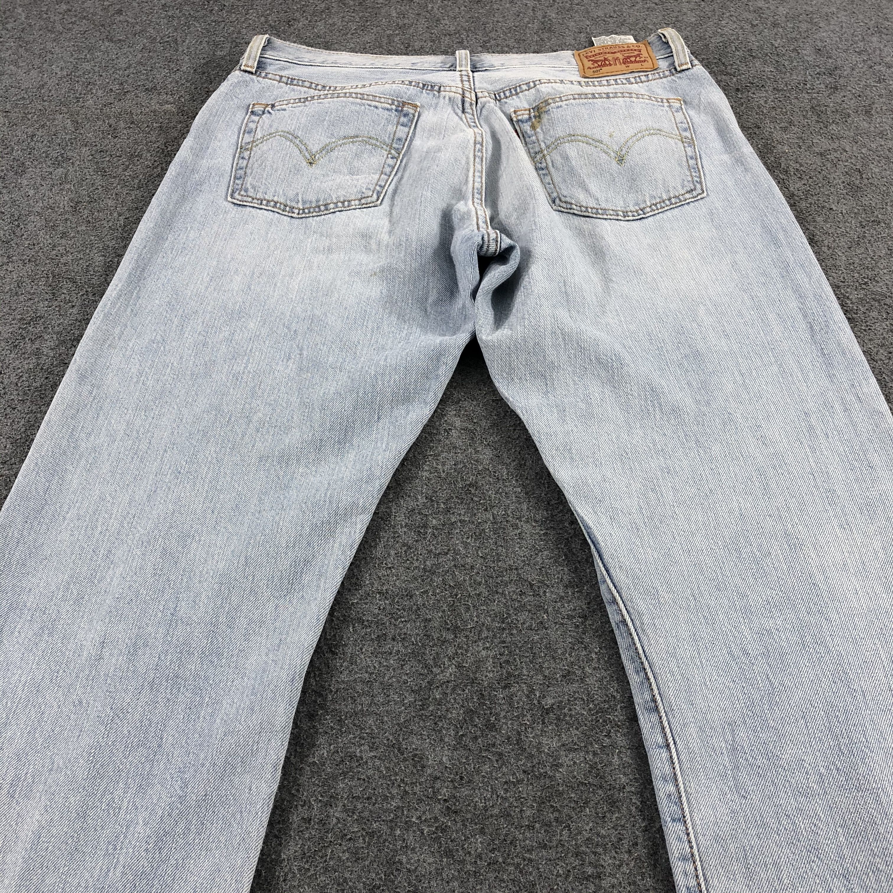 Levi's × Vintage Vintage Light Wash Levis 501 Jeans-JM1691 Size US 32 / EU 48 - 4 Thumbnail