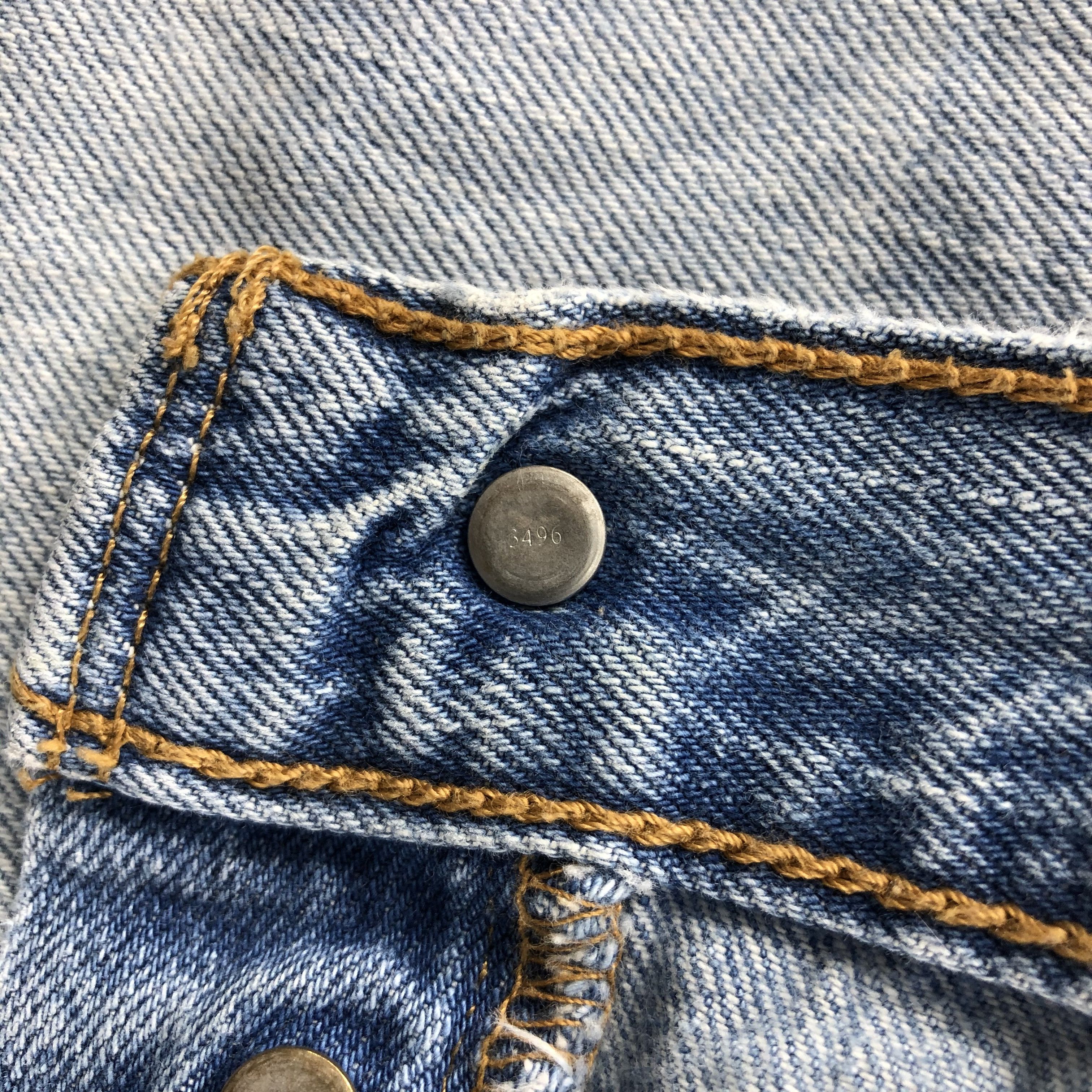 Levi's × Vintage Vintage Light Wash Levis 501 Jeans-JM1691 Size US 32 / EU 48 - 9 Thumbnail