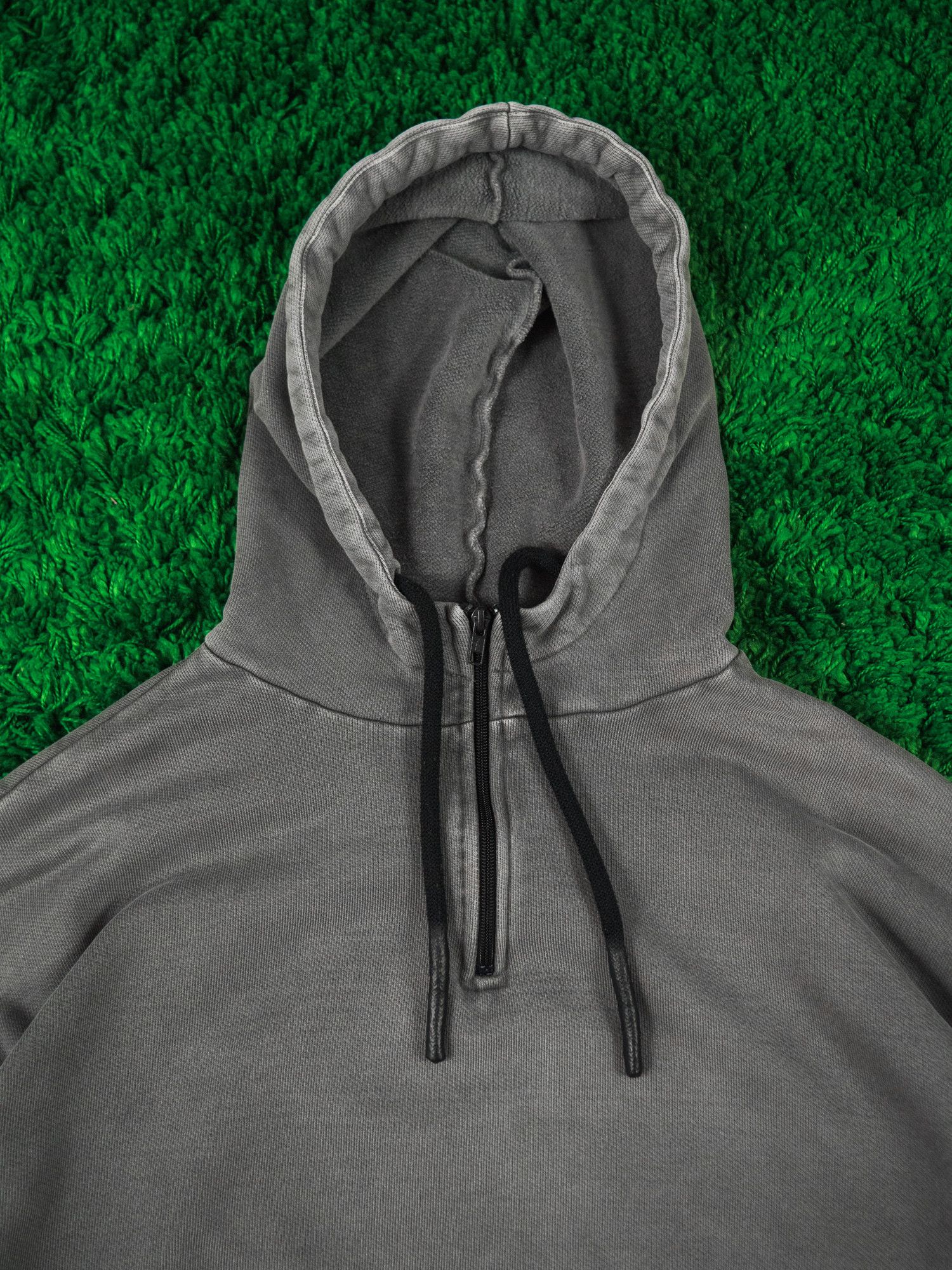 Yeezy YEEZY SEAOSN 1 HALF ZIP HOODY BASIC HOODIE GREY Adidas Size US S / EU 44-46 / 1 - 3 Thumbnail