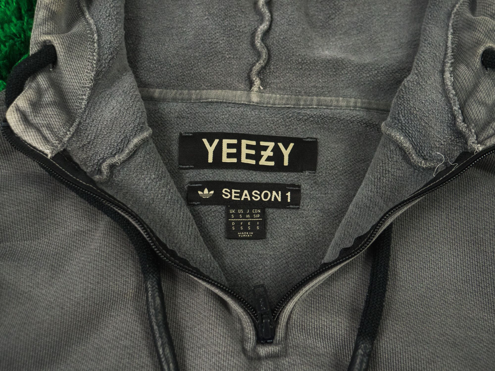 Yeezy YEEZY SEAOSN 1 HALF ZIP HOODY BASIC HOODIE GREY Adidas Size US S / EU 44-46 / 1 - 7 Thumbnail