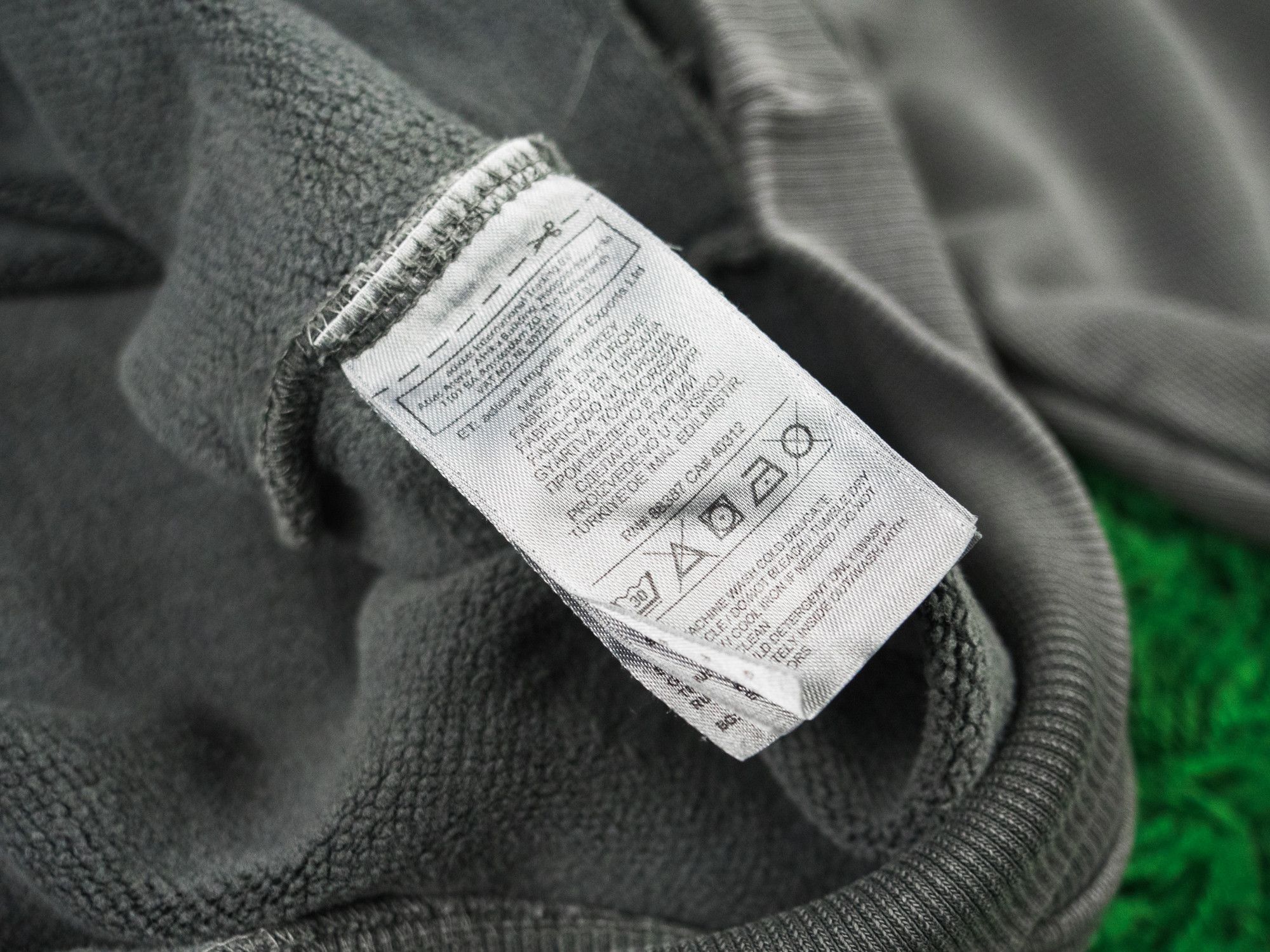 Yeezy YEEZY SEAOSN 1 HALF ZIP HOODY BASIC HOODIE GREY Adidas Size US S / EU 44-46 / 1 - 15 Thumbnail