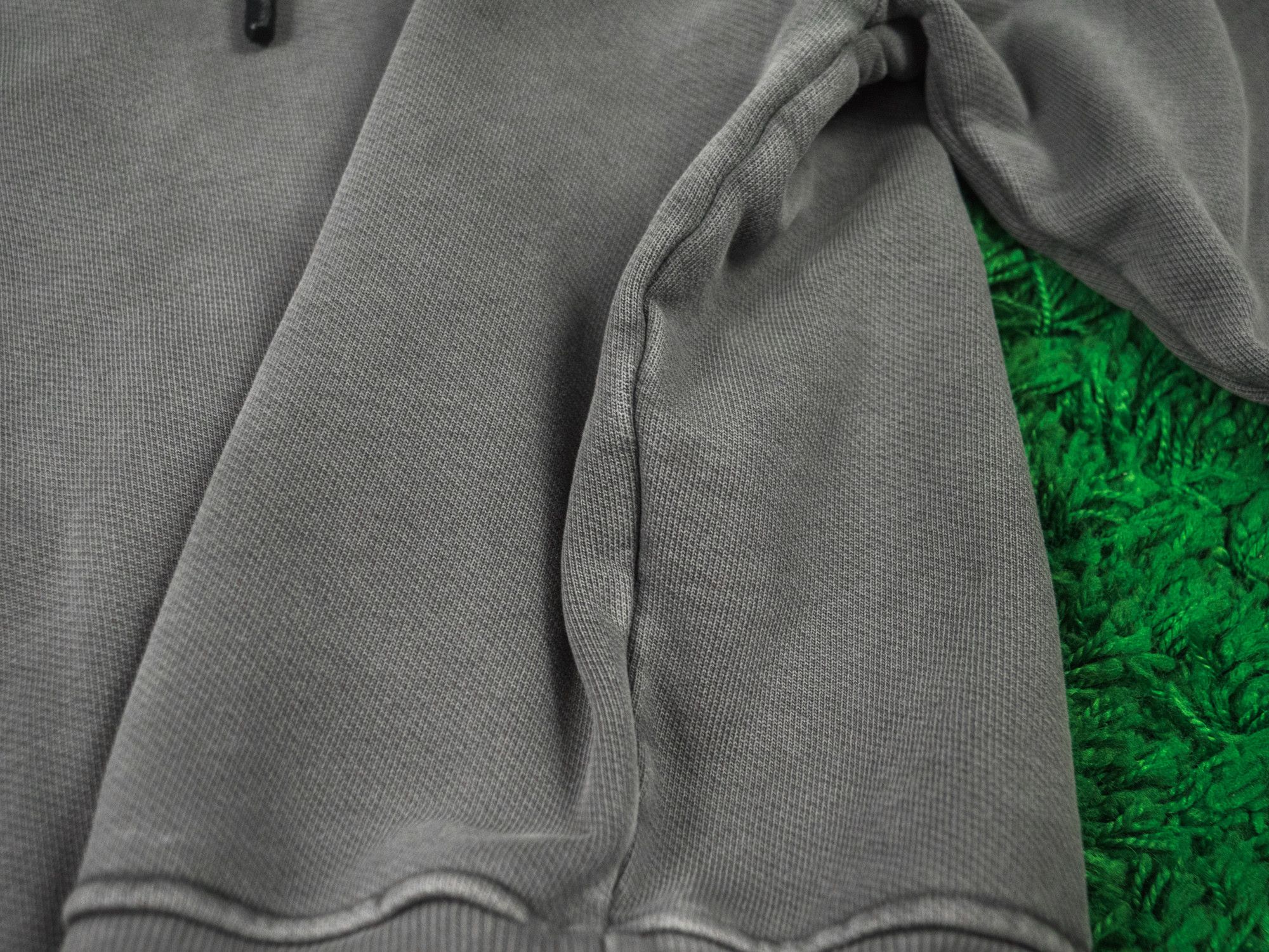 Yeezy YEEZY SEAOSN 1 HALF ZIP HOODY BASIC HOODIE GREY Adidas Size US S / EU 44-46 / 1 - 14 Thumbnail